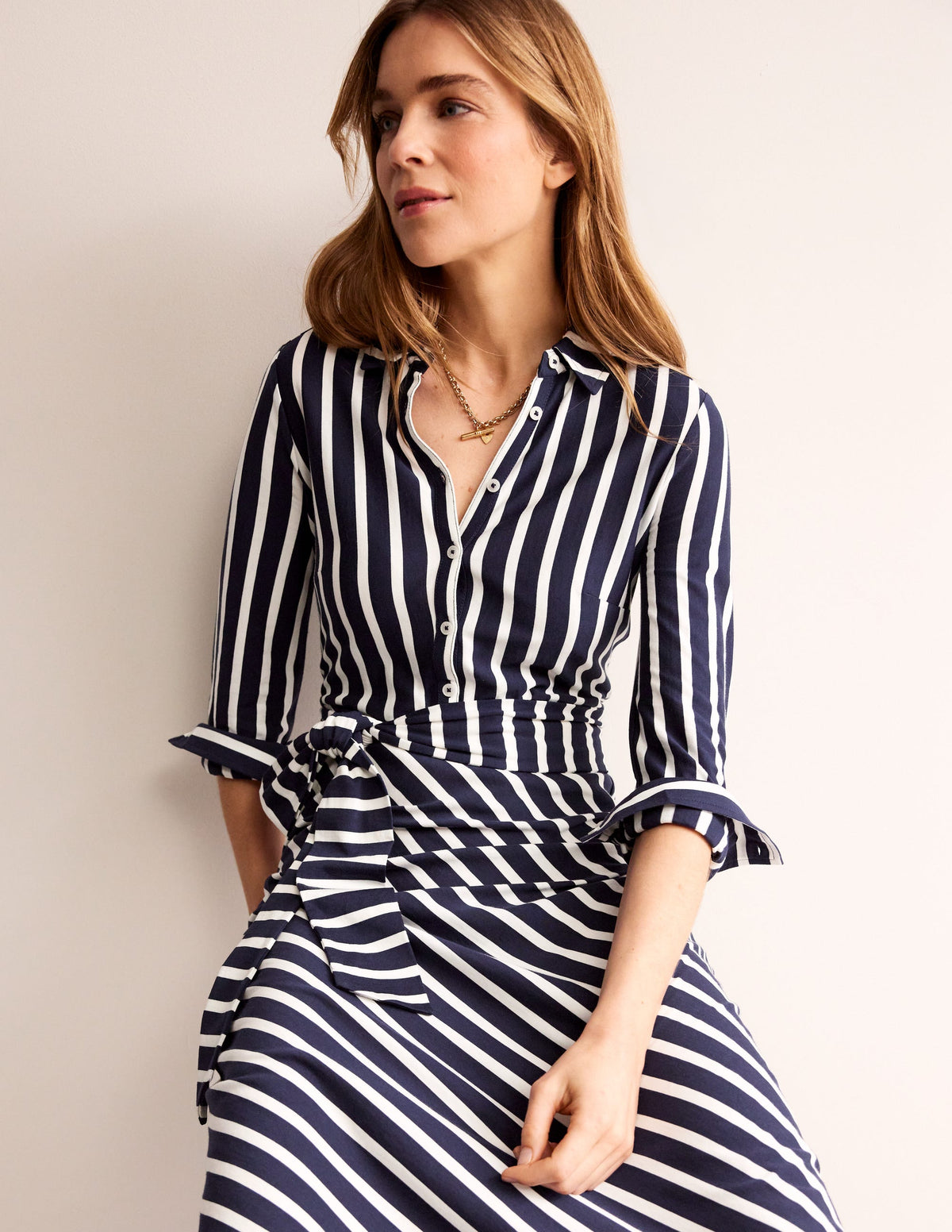 Robe-chemise midi Laura en jersey-Bleu marine foncé, rayé ivoire - Image 1