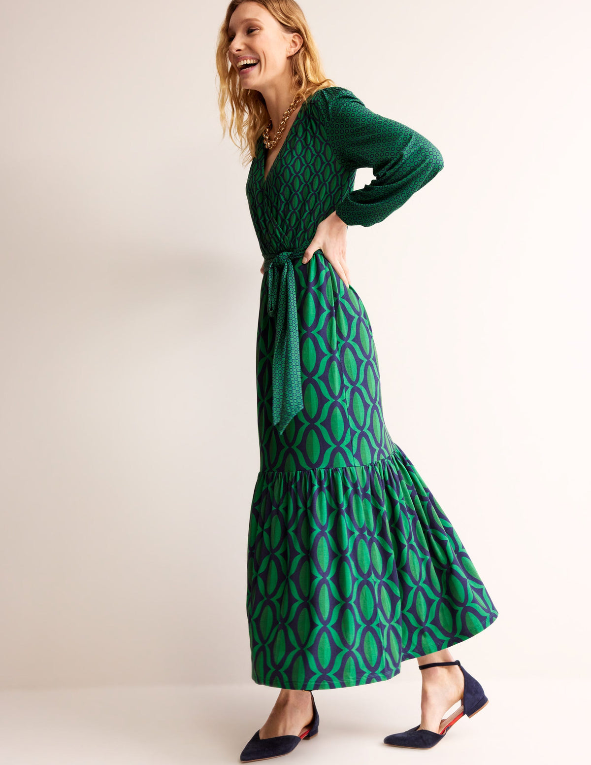 Robe portefeuille longue en jersey-Vert viridien, motif Geo Valley - Image 4
