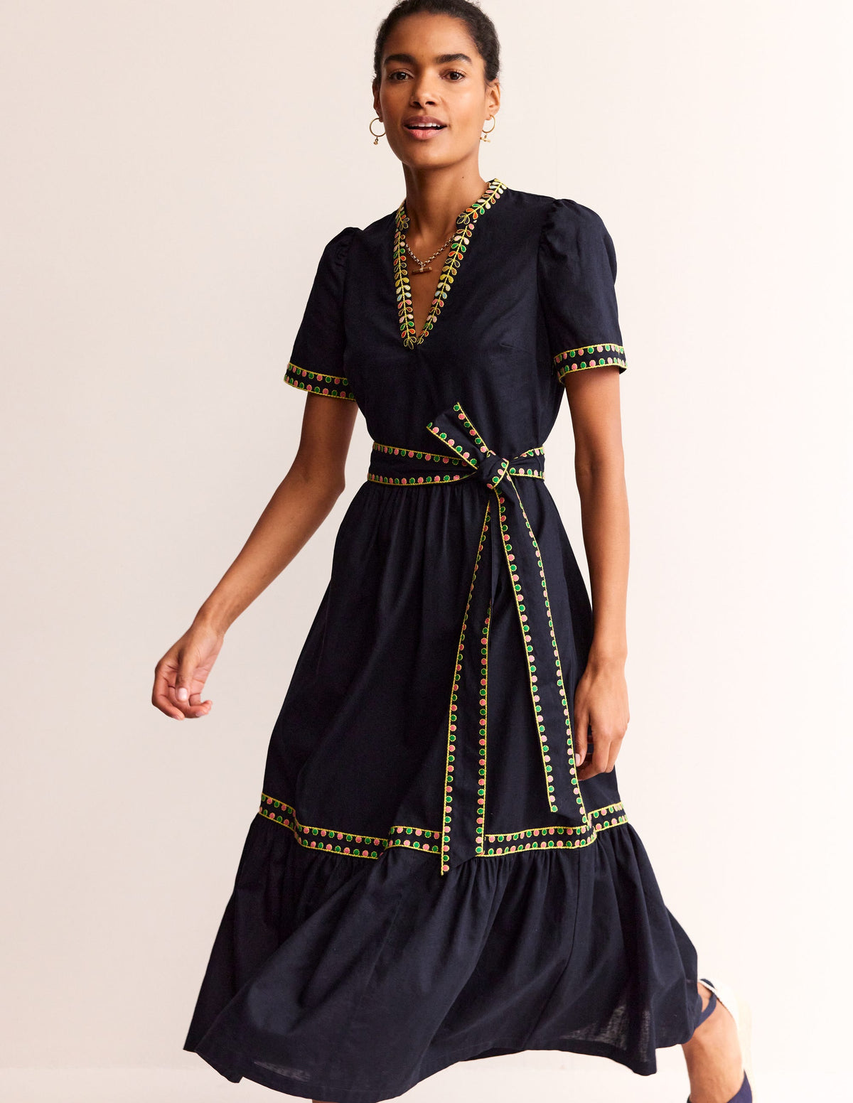 Besticktes Baumwoll-Midikleid-Marineblau - Image 1