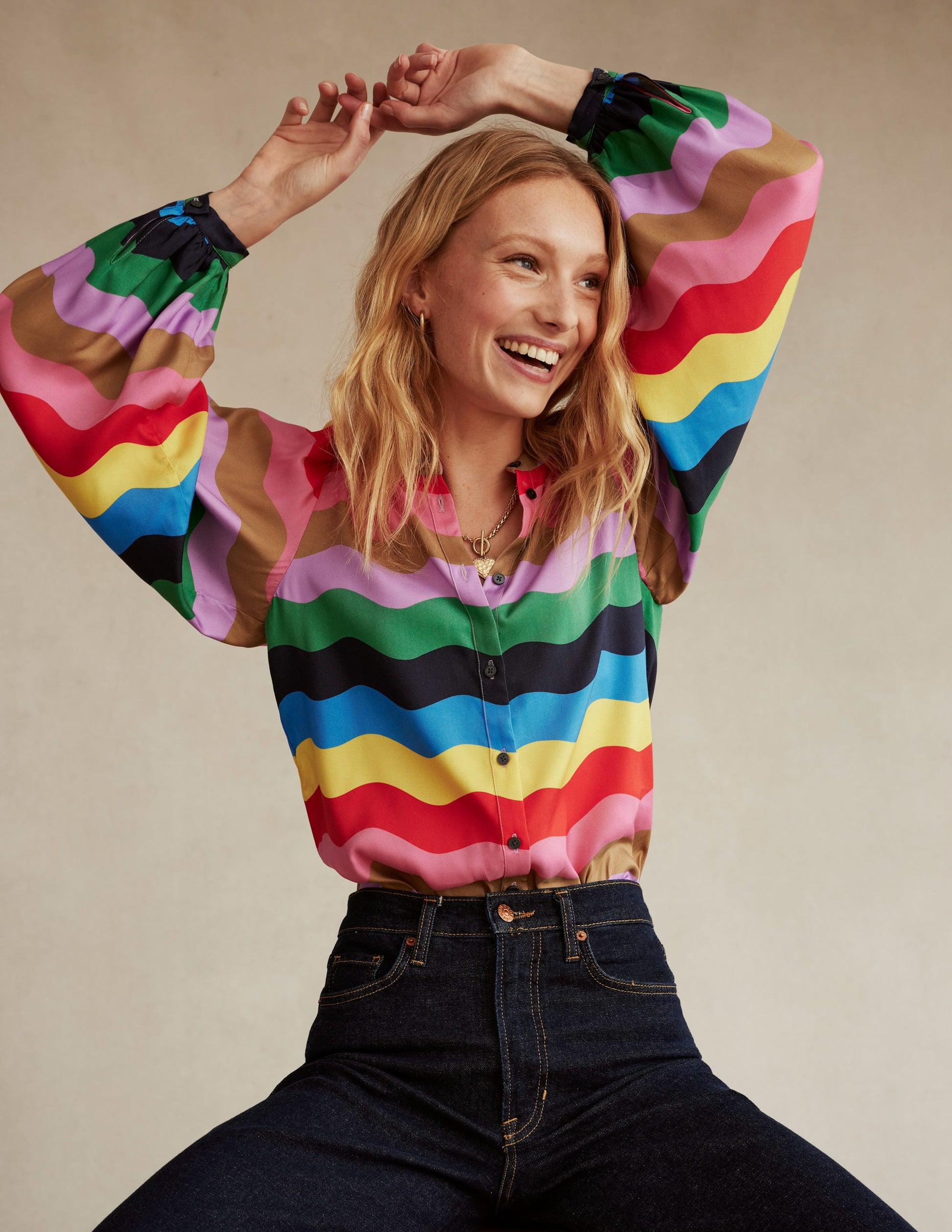Bluse mit Blousonärmeln-Bunt, Regenbogenwelle-5