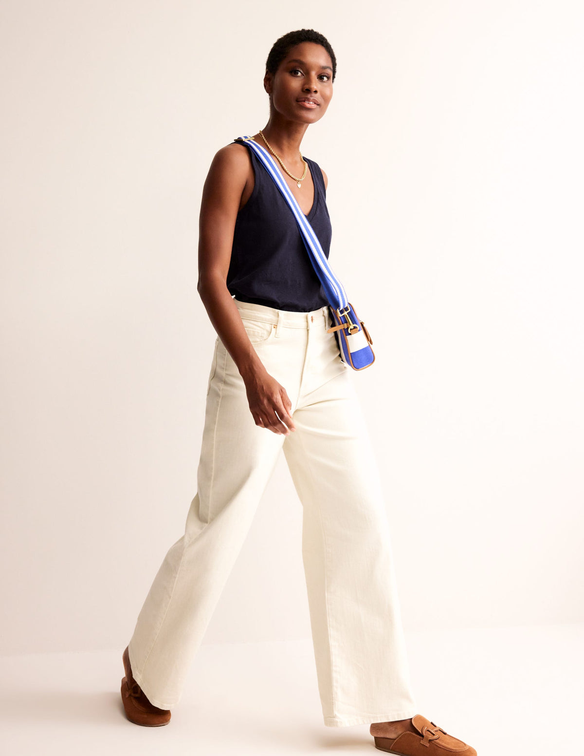 Regular V-Neck Slub Vest-Navy-4