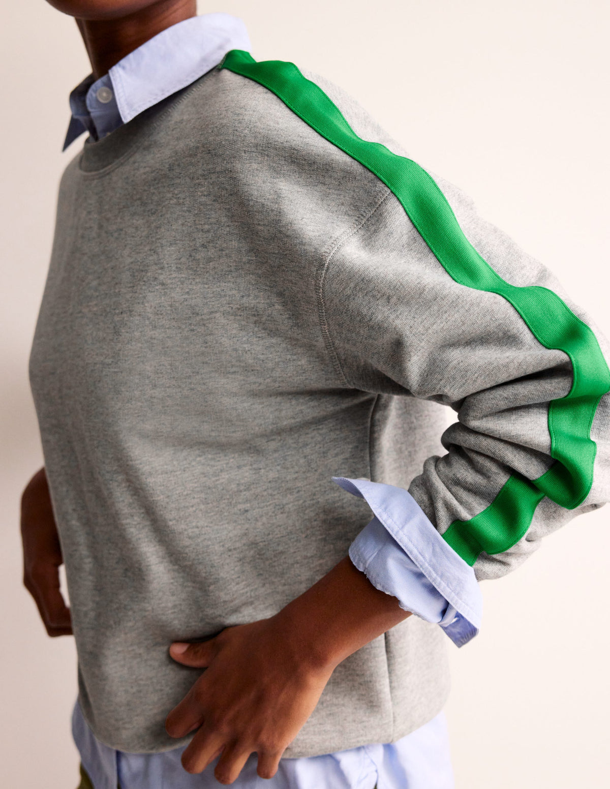 Emi Relaxed Sweatshirt-Grey Neon Stripe - Image 2