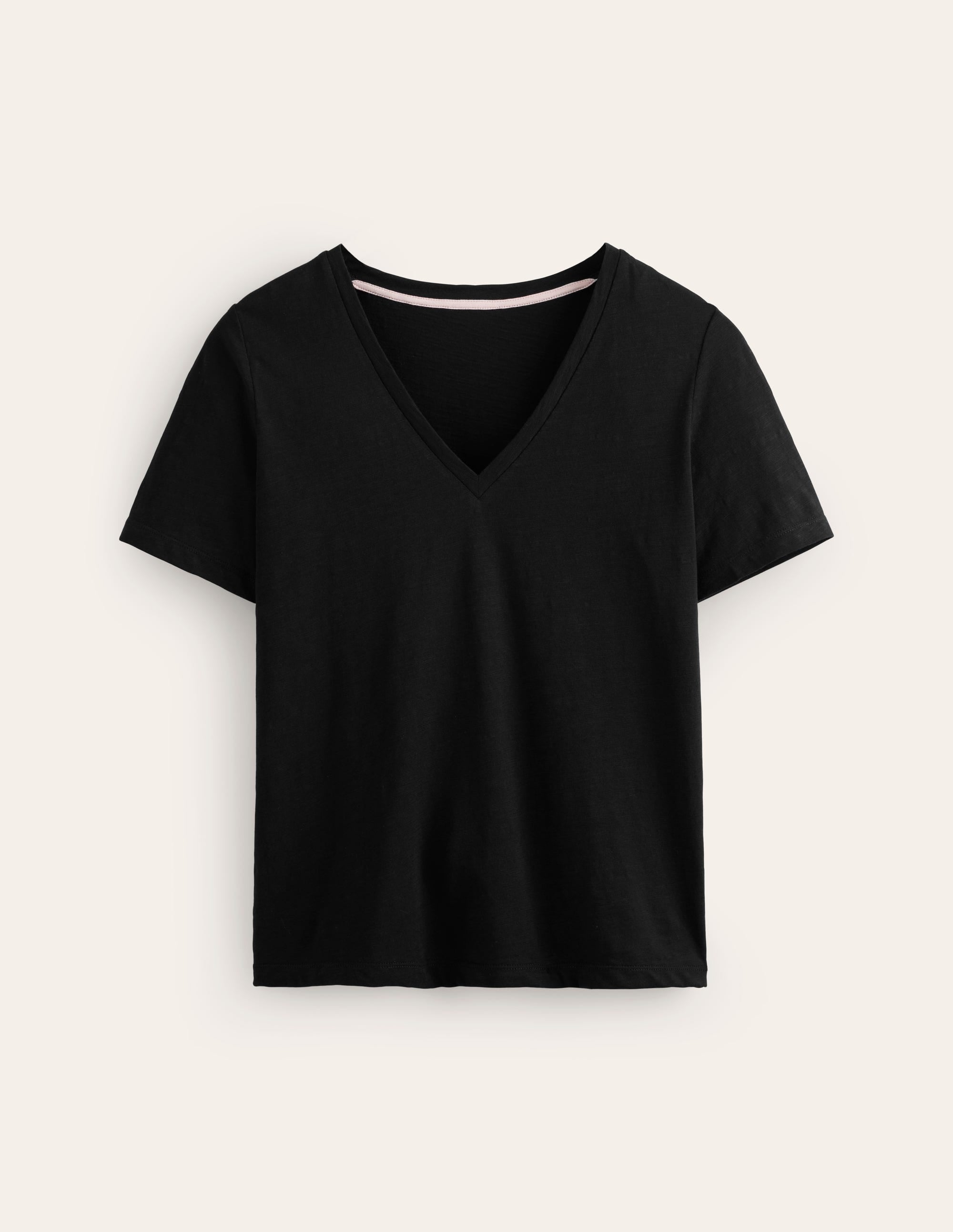 Flammgarn-T-Shirt mit V-Ausschnitt und regulärer Passform-Schwarz - Image 5