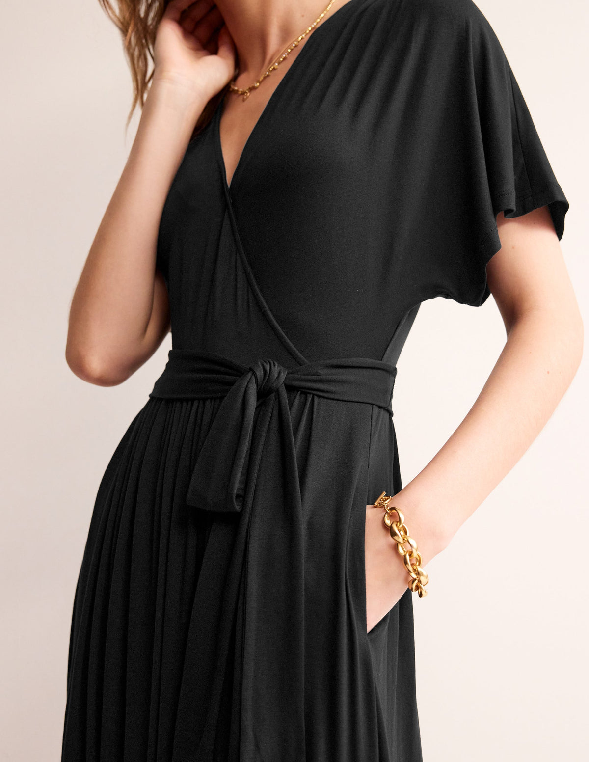 Kimono-Wickelkleid aus Jersey in Midilänge-Schwarz-2