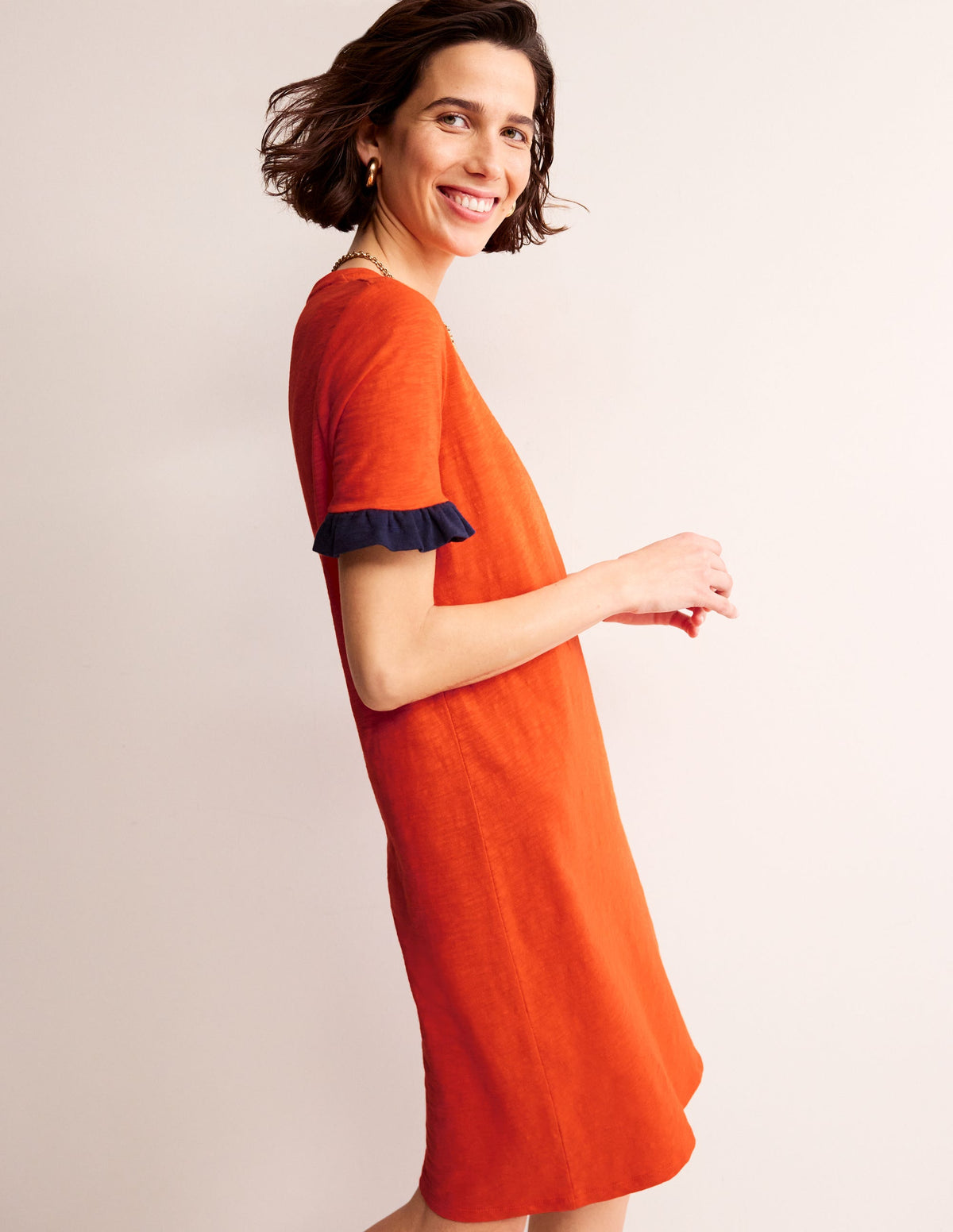 Emily Baumwollkleid mit Rüschen-Fiesta-Rot - Image 1