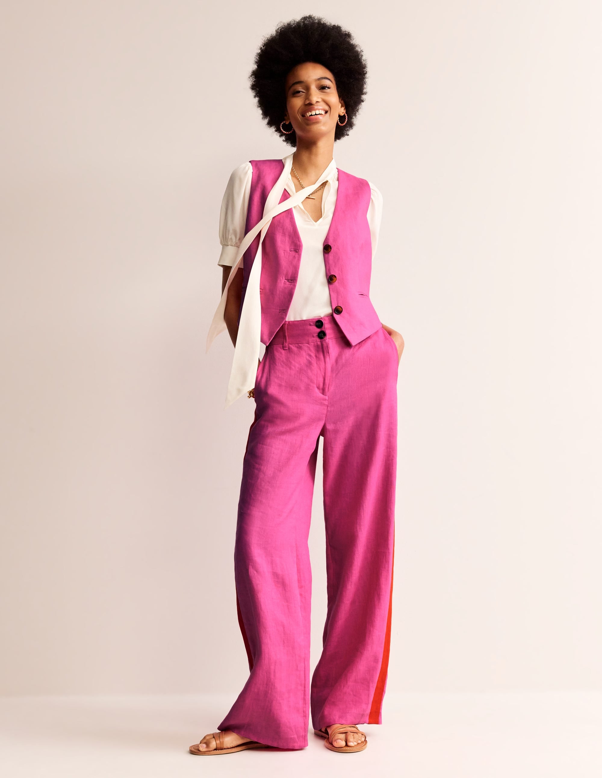 Pantalon Westbourne en lin-Rose pop, rayé latéral rouge - Image 1