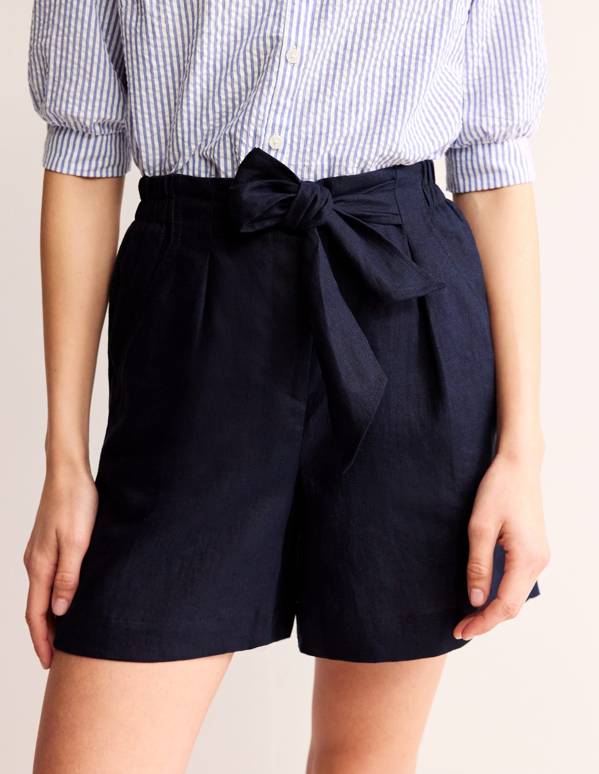 Leinenshorts zum Binden an der Taille-Marineblau - Image 4