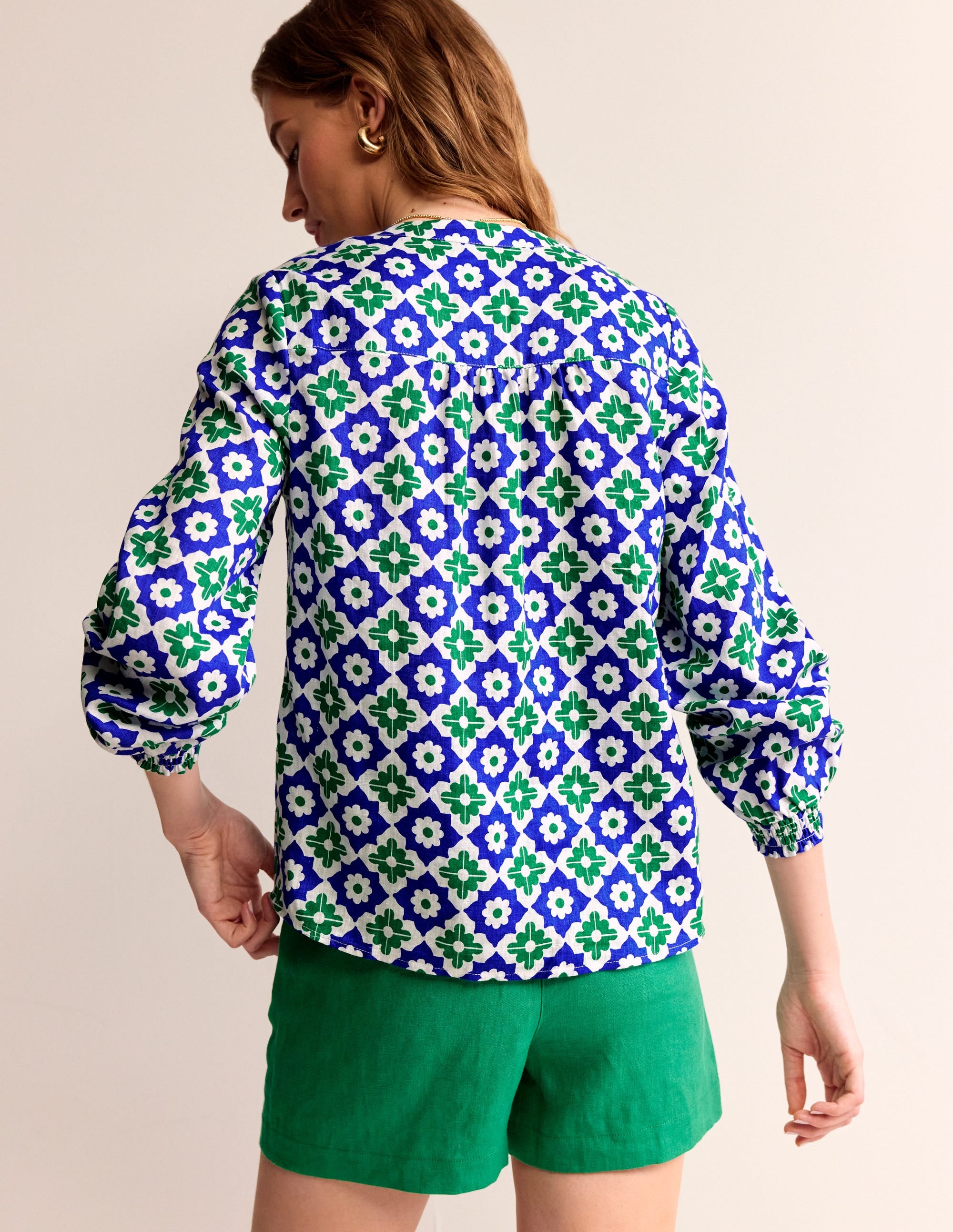 Alice Linen Top-Green, Geometric Stamp - Image 4