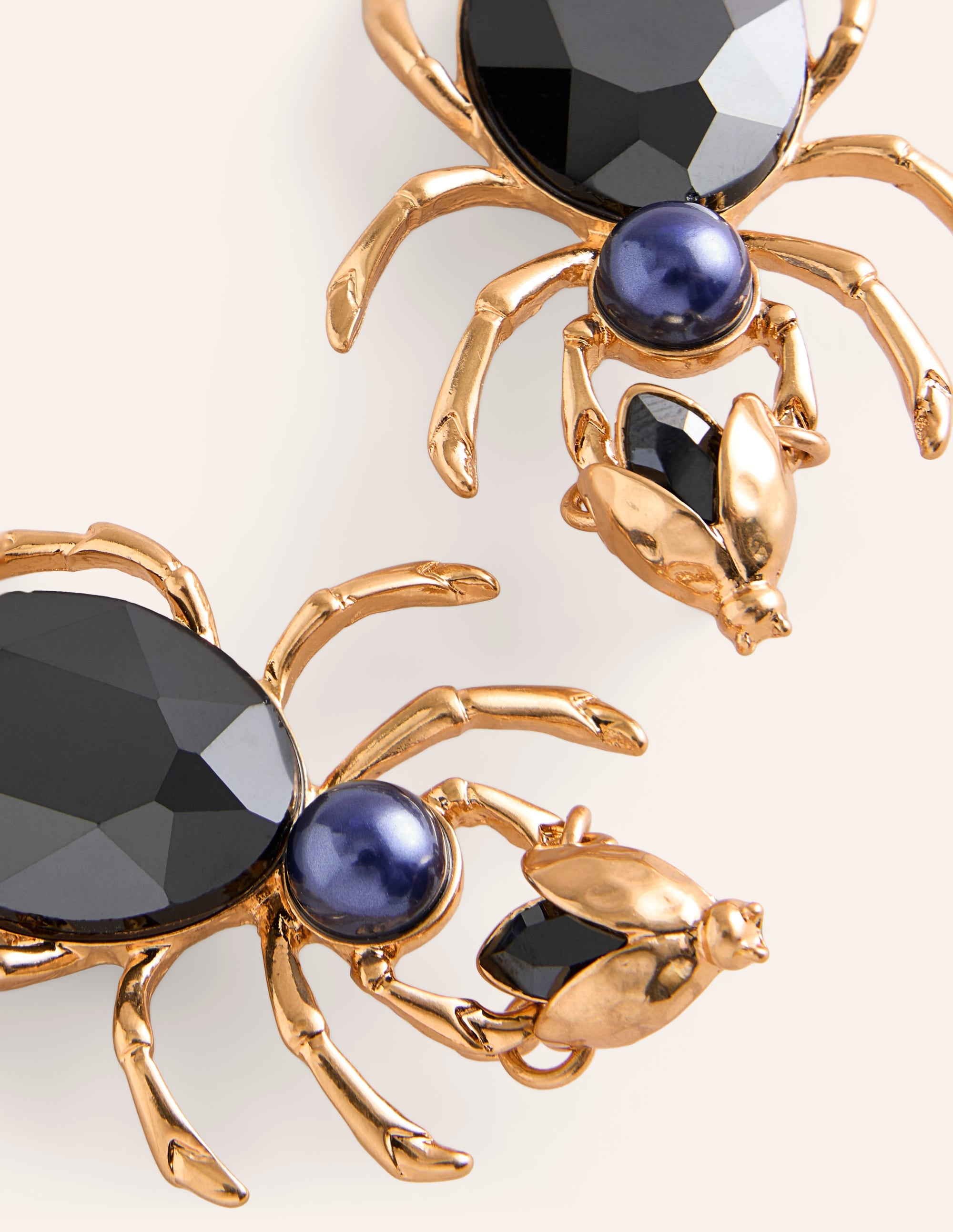 Originelle Metallohrringe-Spinne - Image 3