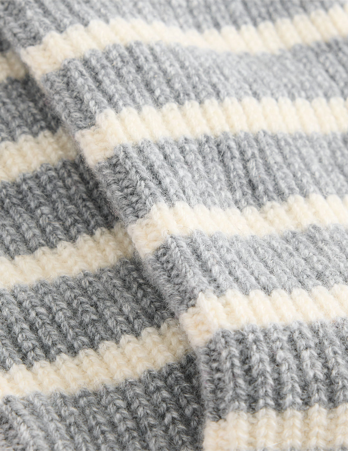Kaschmir-Socken-Grau und Naturweiß - Image 3