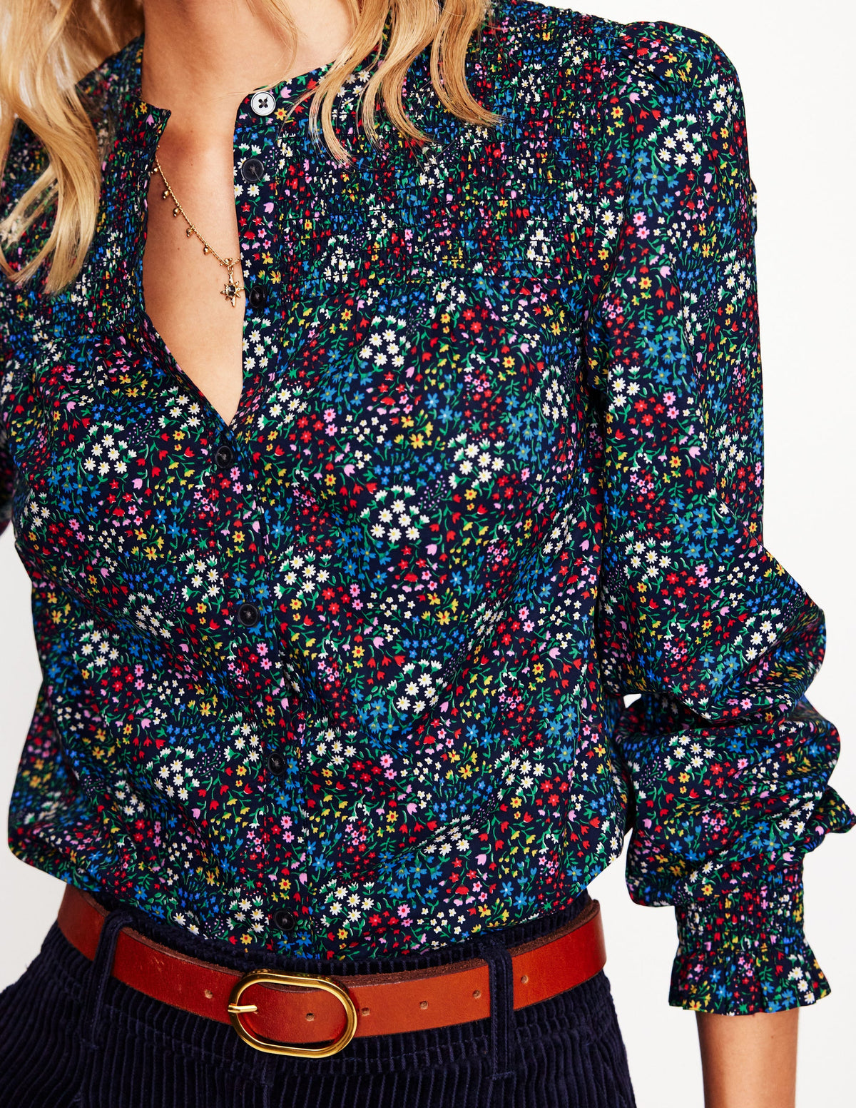 Blouse en coton avec empiècement à smocks-Marine Français, Boutons éparpillés-2