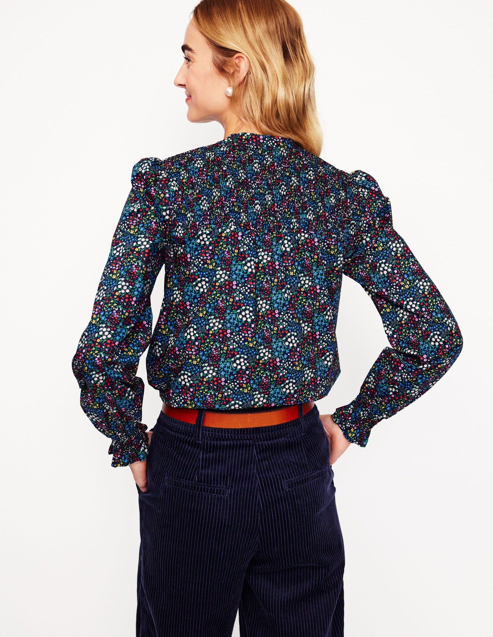 Blouse en coton avec empiècement à smocks-Marine Français, Boutons éparpillés-3