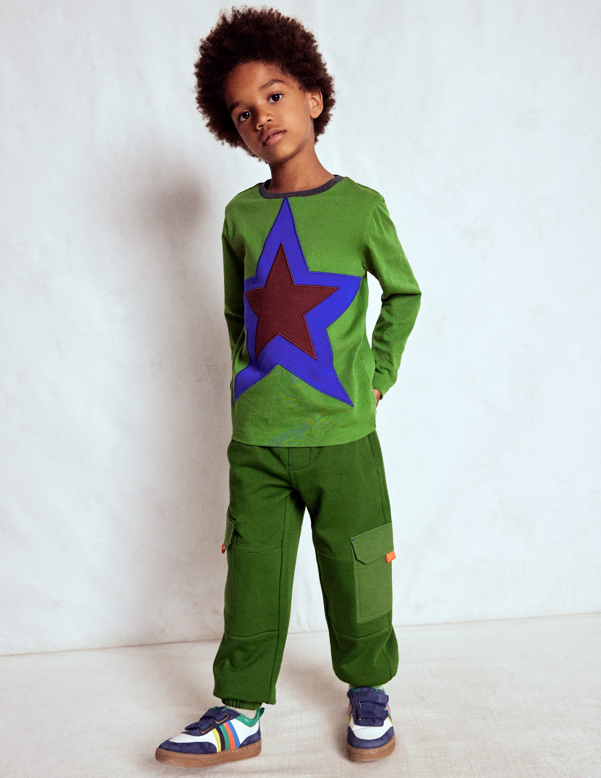 Star Appliqué T-shirt-Broccoli Green Star - Image 2
