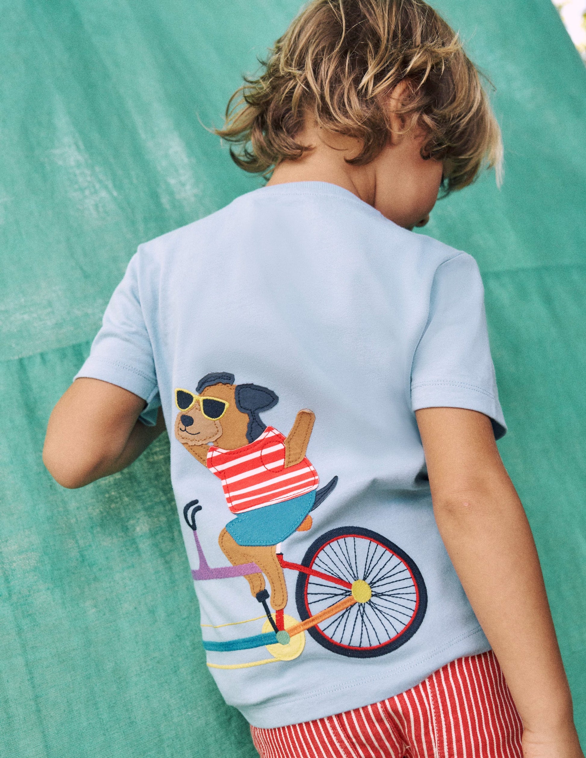 T-shirt graphique fun-Chiens sur un vélo bleu vintage-5