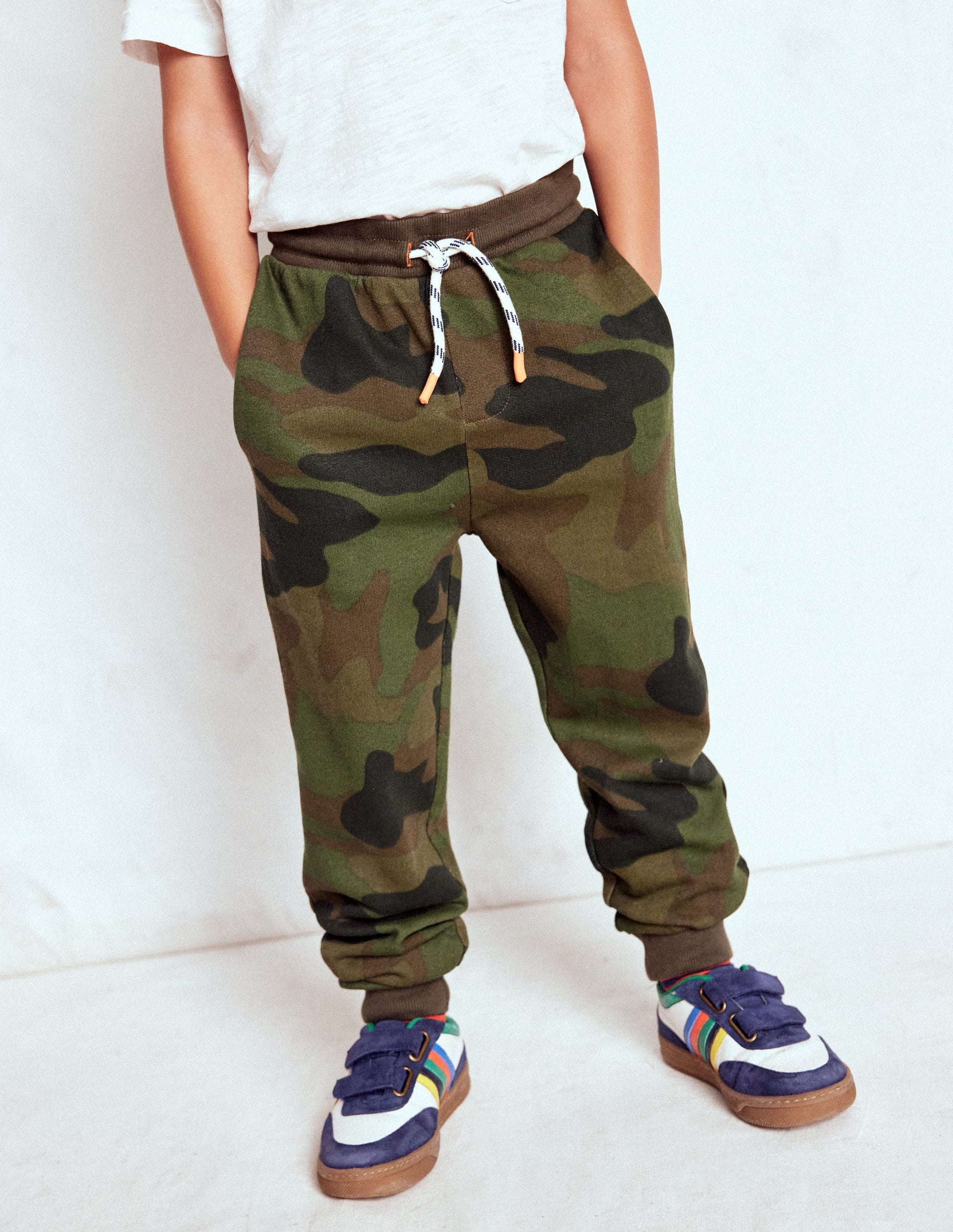 Bequeme Jogginghose mit Druck-Tarnfarben-2