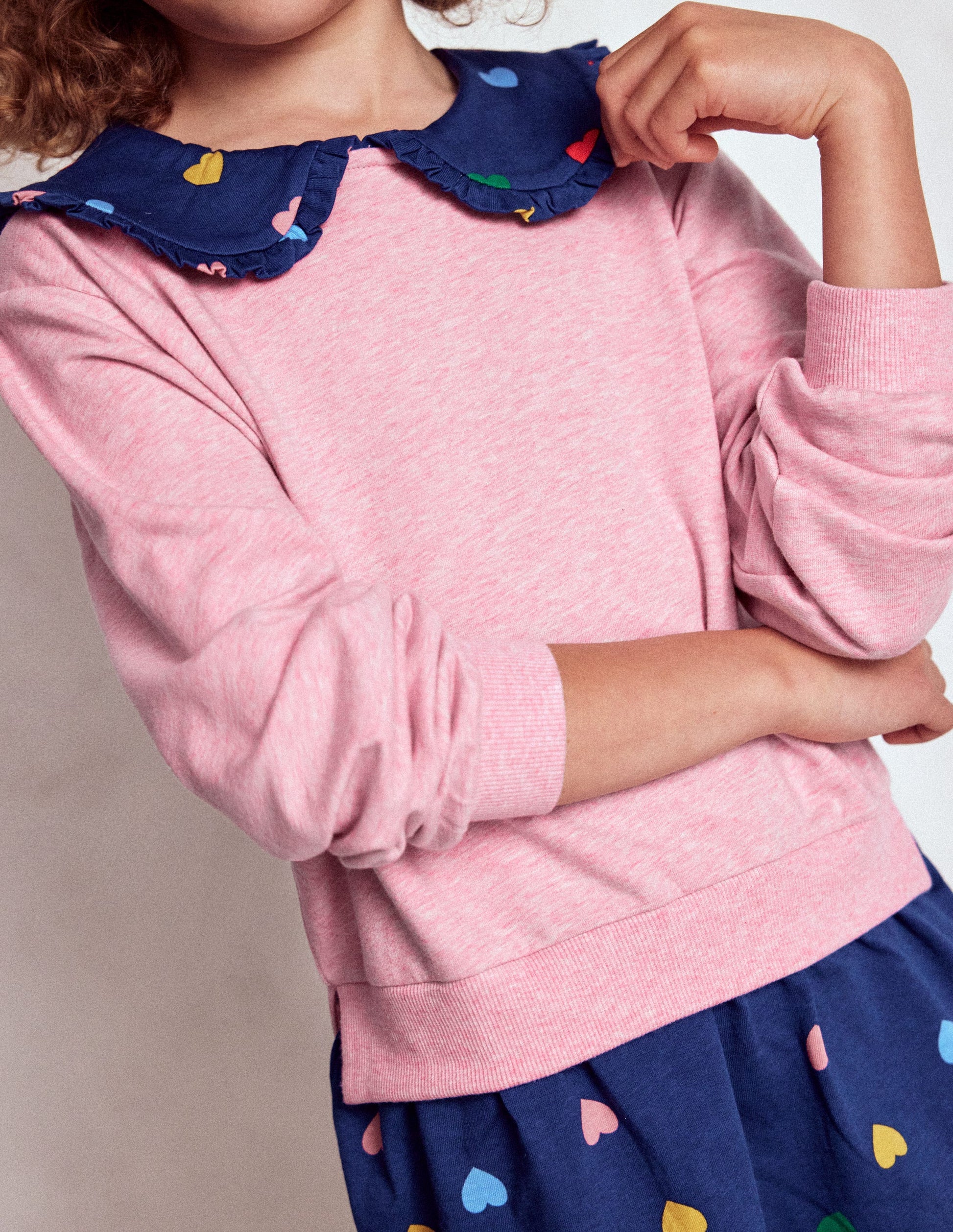 2-in-1-Sweatshirtkleid-Steuerbordblau Bunte Herzen-2