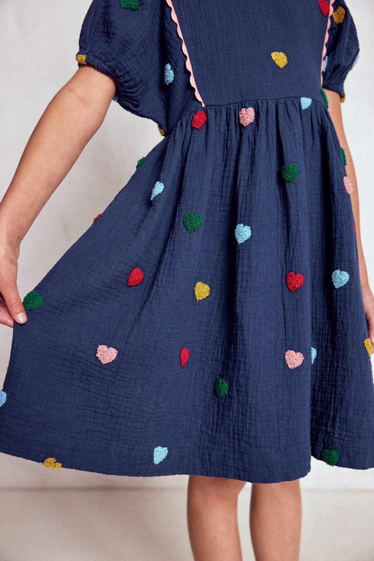 Doppeltuch-Kleid mit Puffärmeln-Steuerbordblau Herzen - Image 4