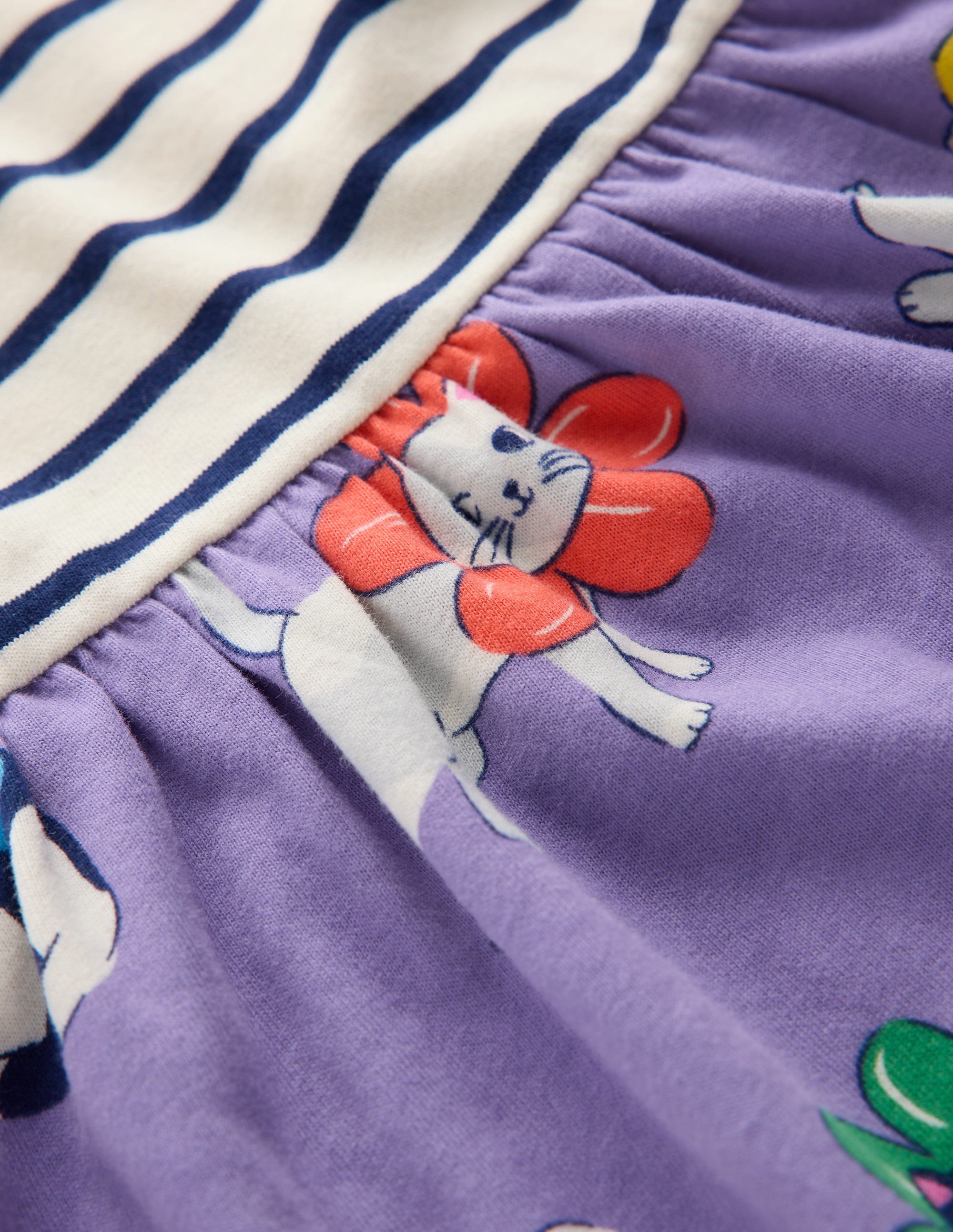Posie Kleid mit Rüschenärmeln-Aster Lila Blumen Katze - Image 3