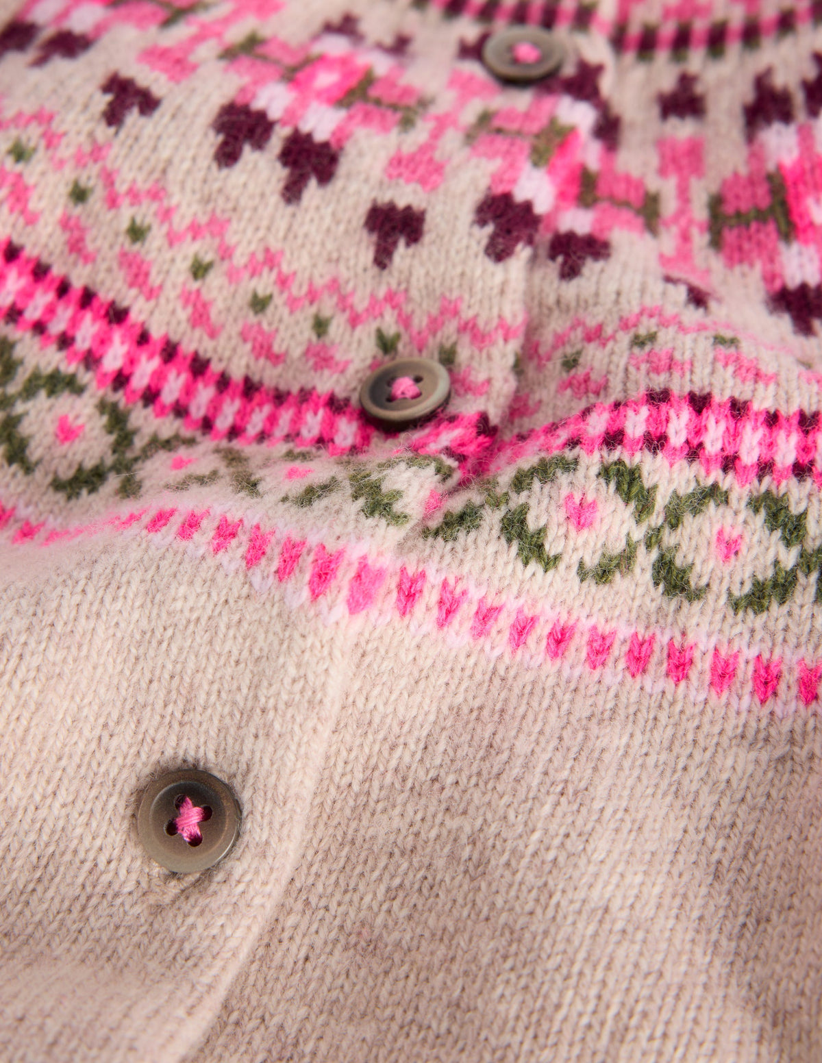Edie Fair-Isle-Strickjacke-Haferbeige Klassisch Fair Isle - Image 6