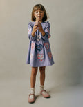 Kleid mit Herzapplikation-Staubblau Herzen
