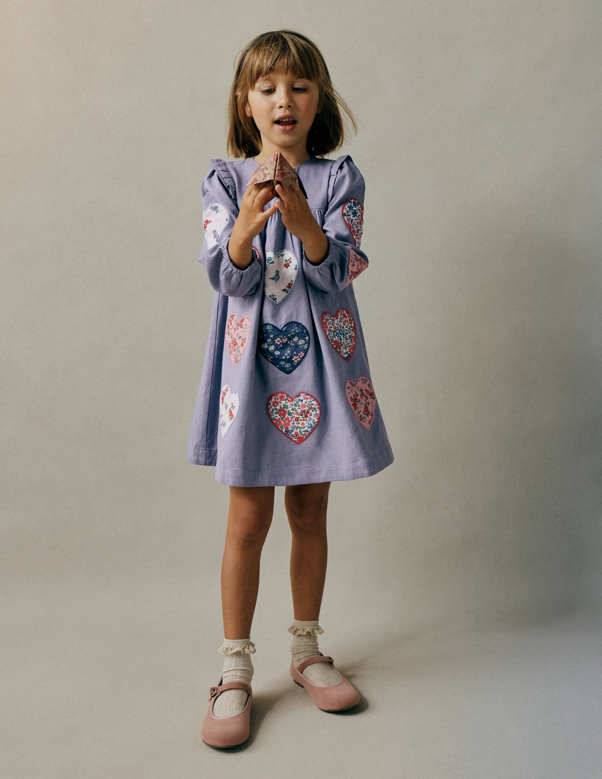 Kleid mit Herzapplikation-Staubblau Herzen - Image 1