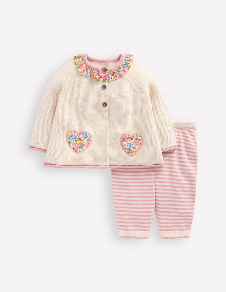 Hübsches Spielset aus Strick-Beige Meliert Herzen