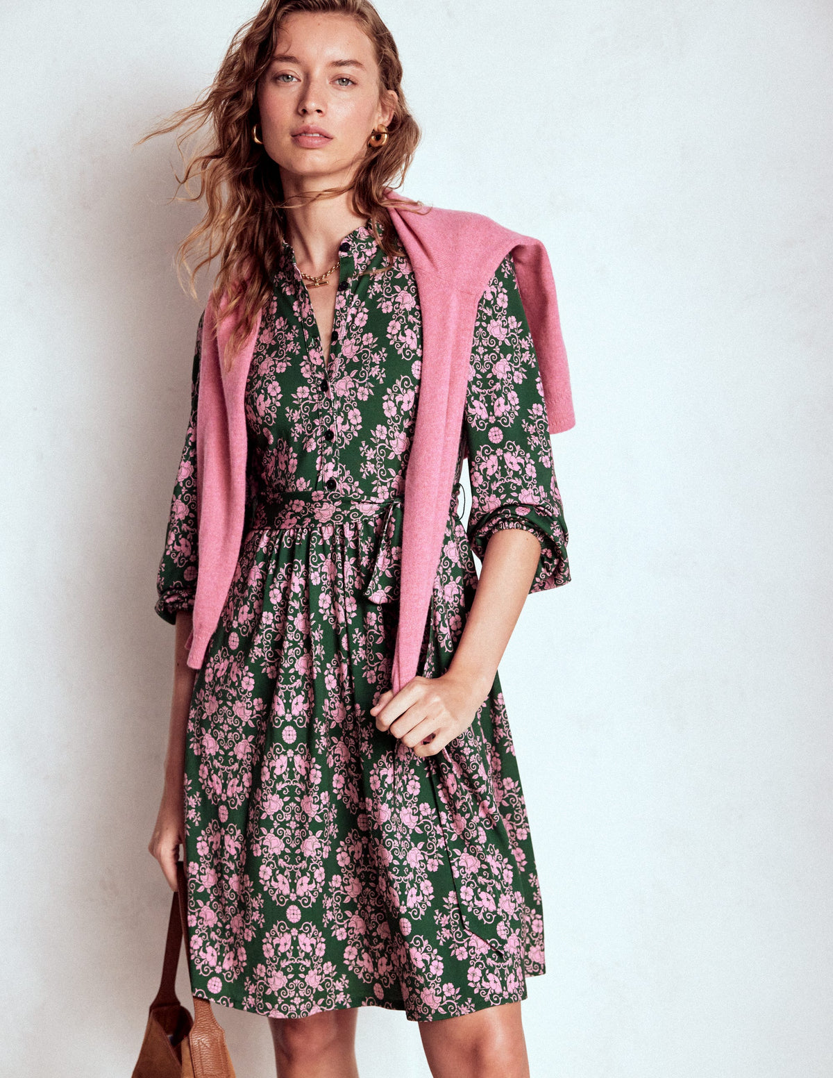 Willow Hemdblusenkleid mit Rüschenausschnitt-Grün, Gitterornament-4