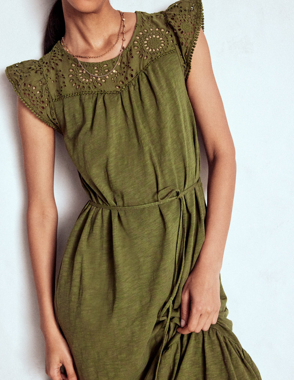 Juliet Midikleid mit Lochstickerei-Waldgrün-3