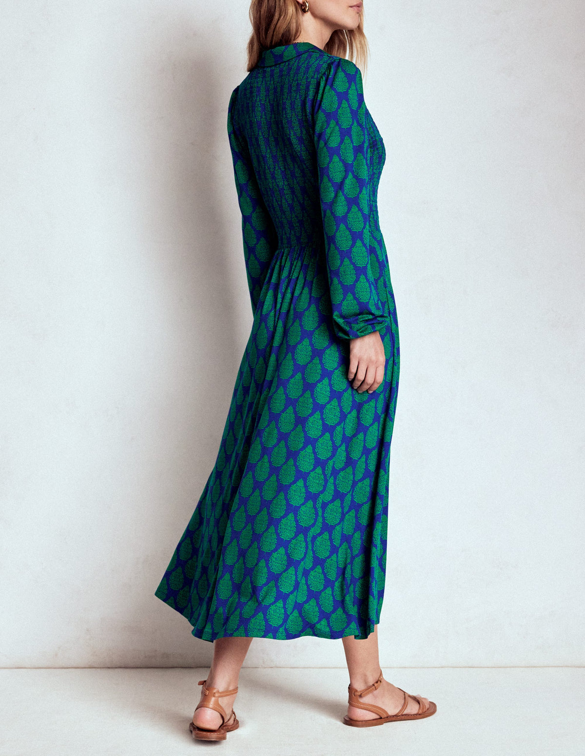 Gesmoktes Jerseykleid-Blau, Wildblumenstrauß-3