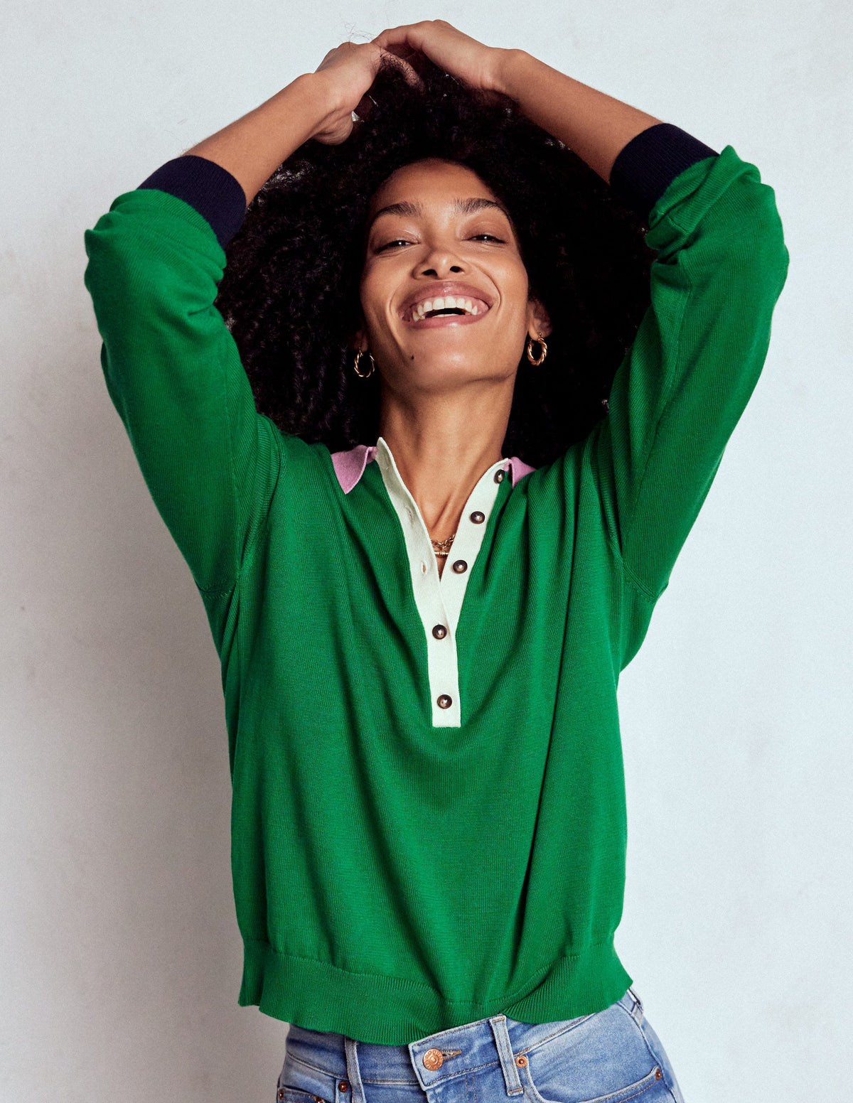 Lara Henley-Pullover aus Baumwolle-Sattes Smaragdgrün Blockfarben - Image 1
