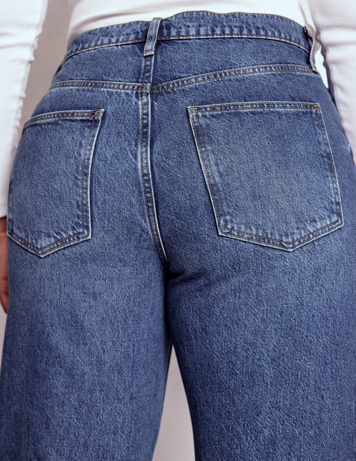Mid Rise Relaxed Jeans-Mid Vintage-12