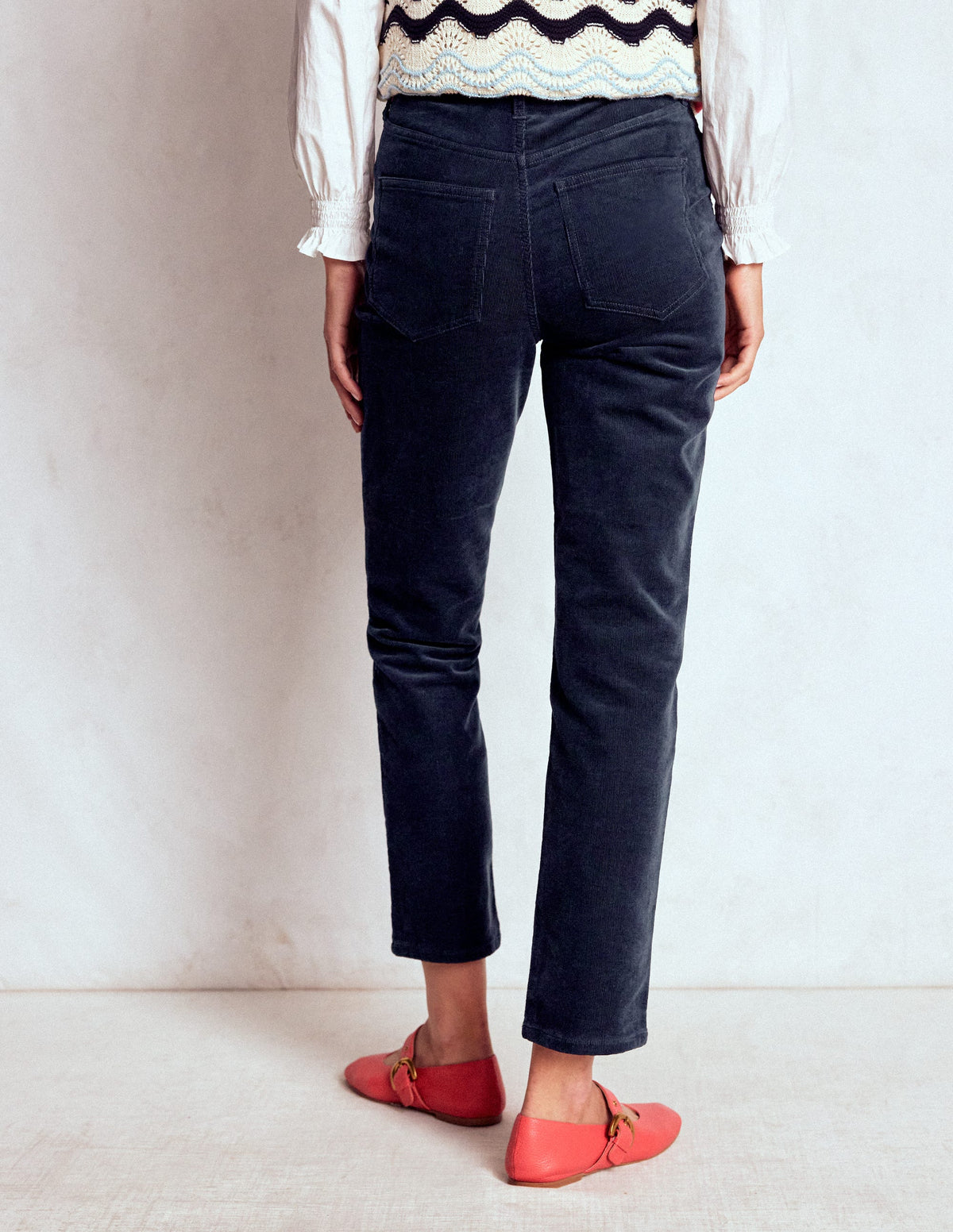 Schmal geschnittene Cord-Jeans mit hohem Bund-Marineblau-4