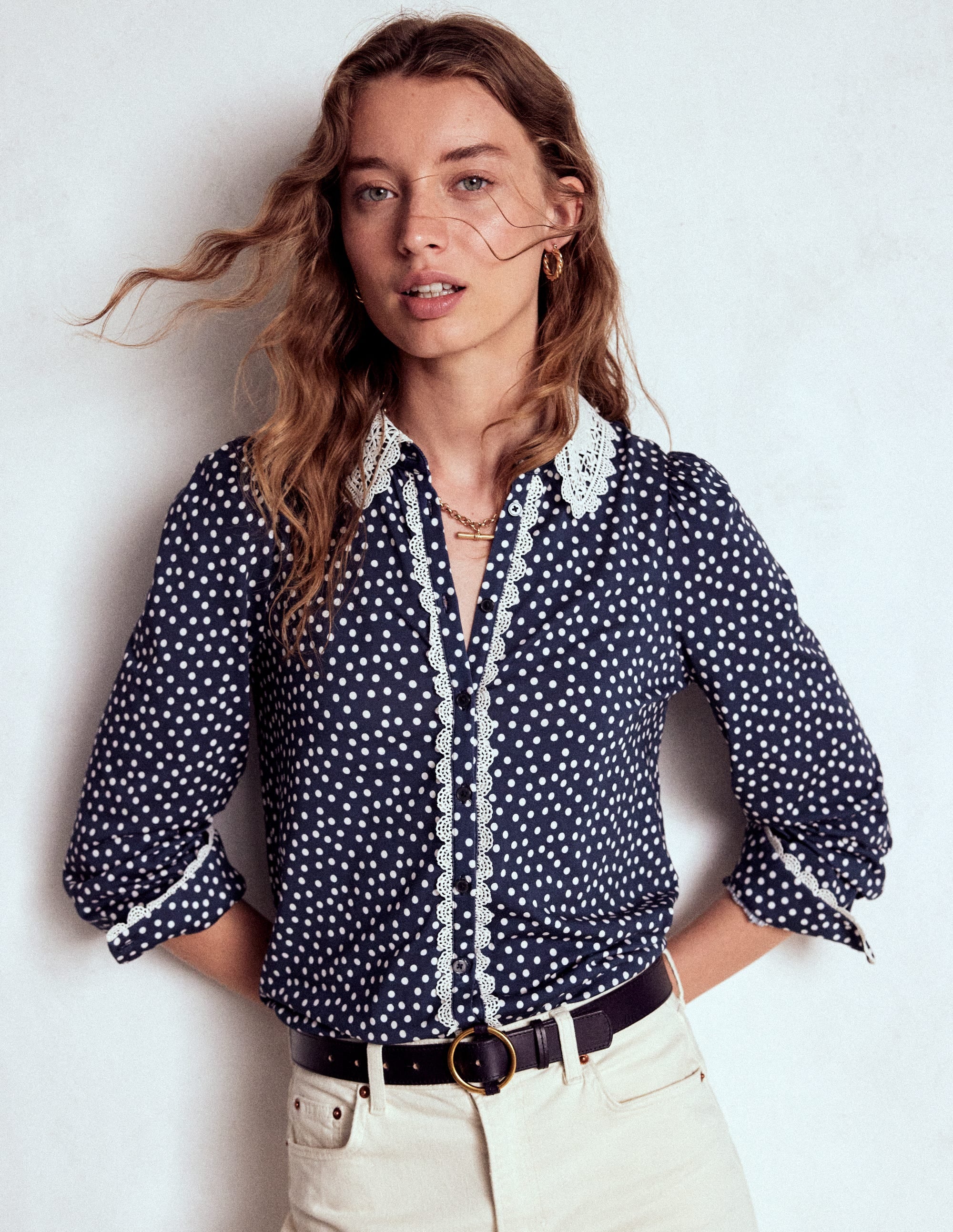 Bluse mit Spitzenkragen-Marineblau - Image 2