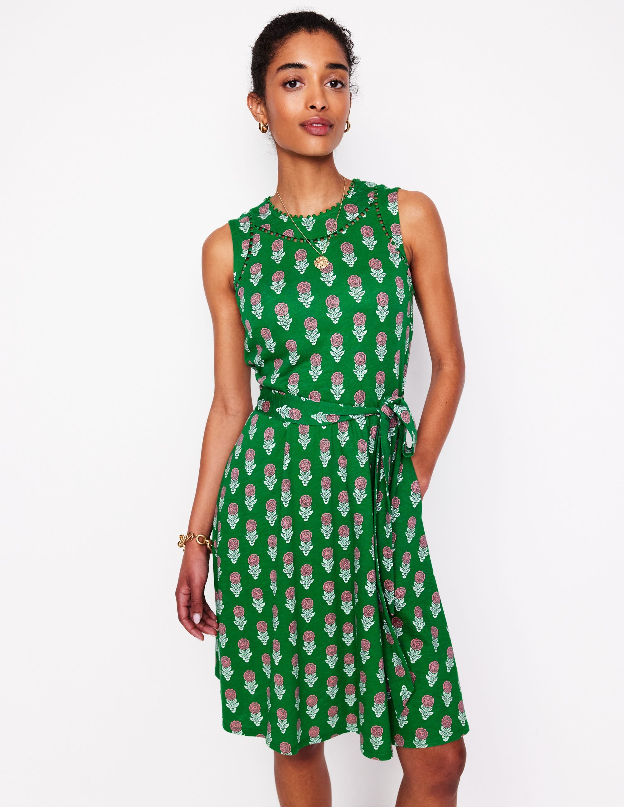 Mila Kurzes Jerseykleid mit Besatz-Smaragdgrün, Dahlienzweig - Image 1
