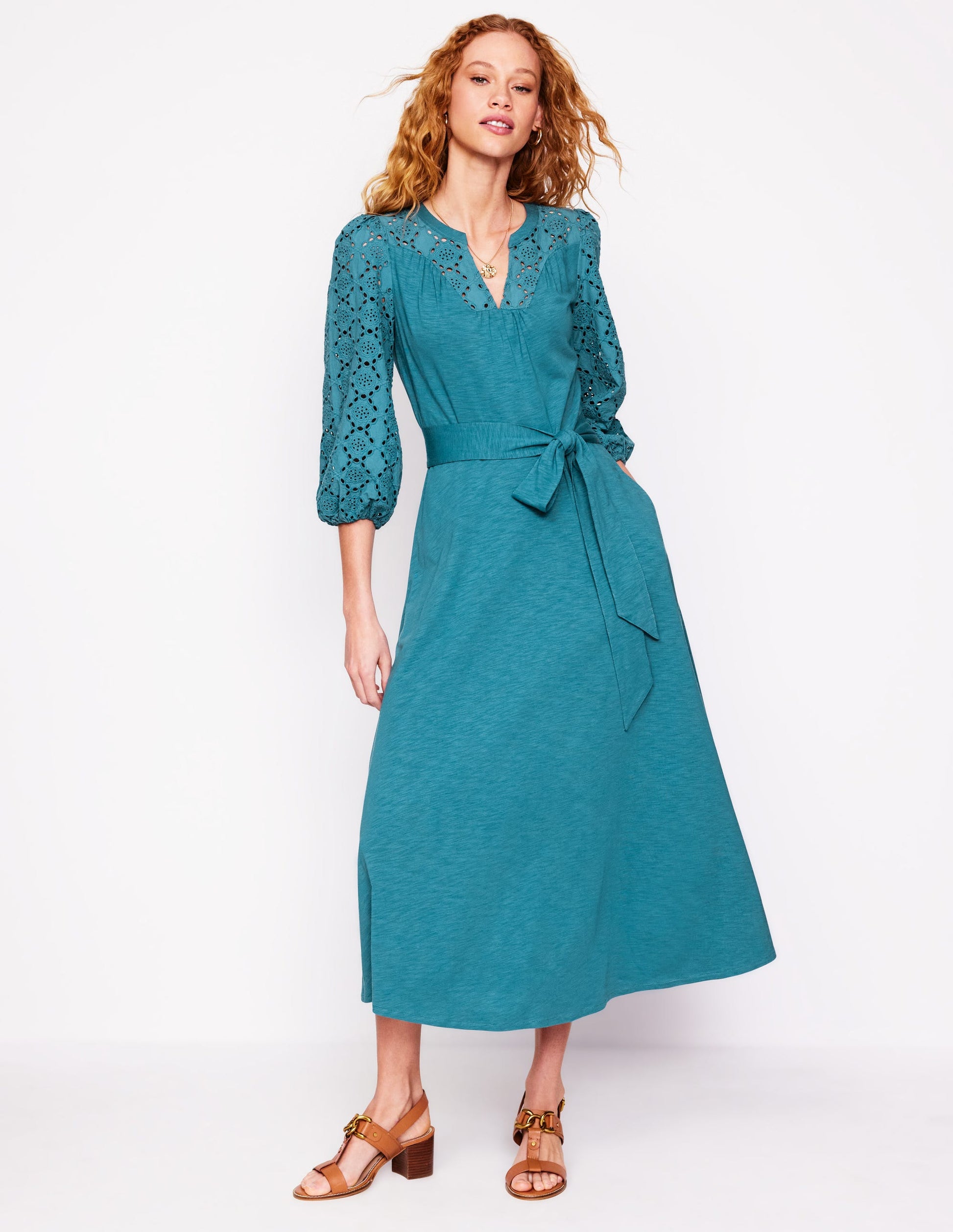 Eden Jerseykleid mit Lochstickerei-Wasserfallblau-1