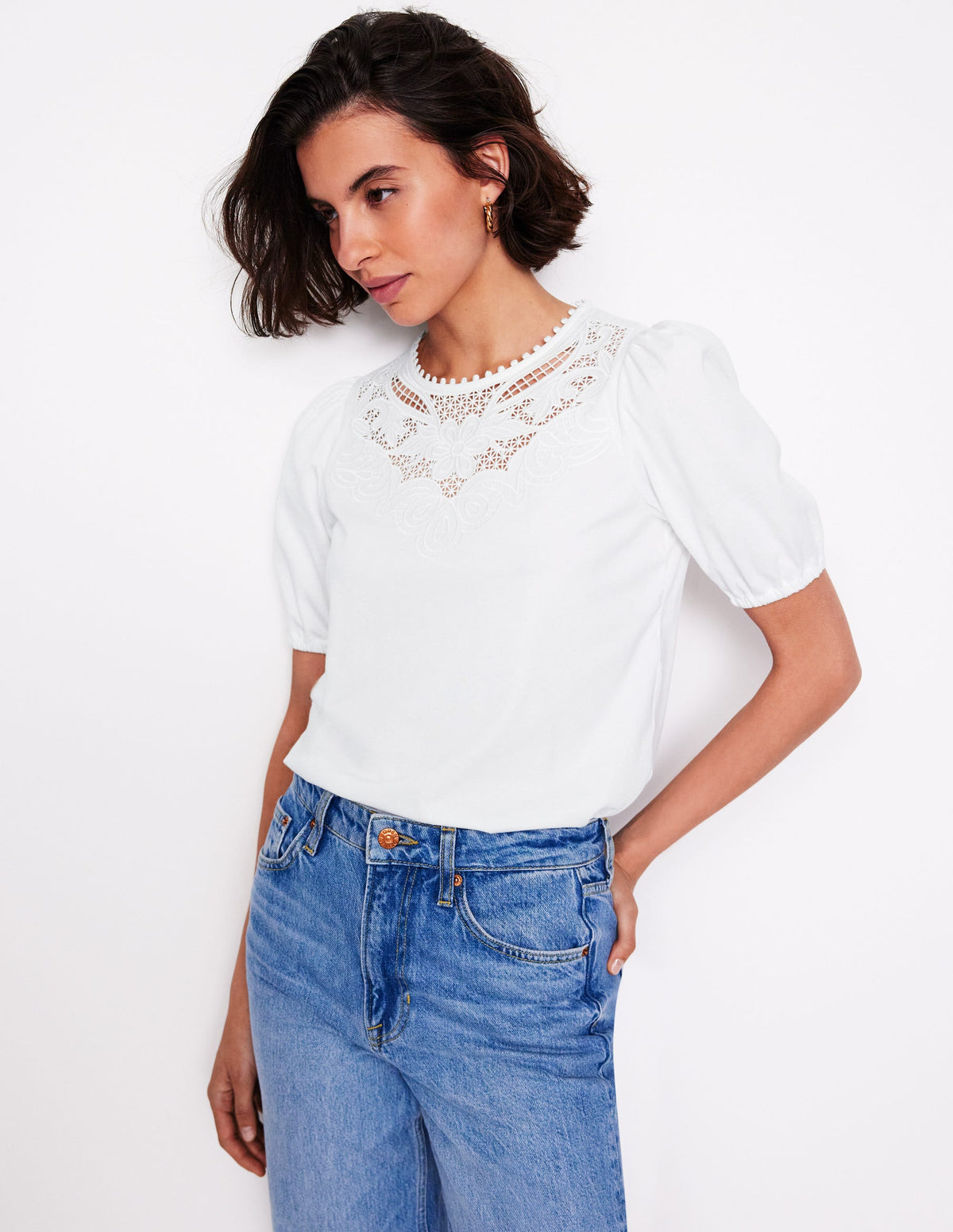 Cutwork-T-Shirt mit Puffärmeln-Weiß - Image 1