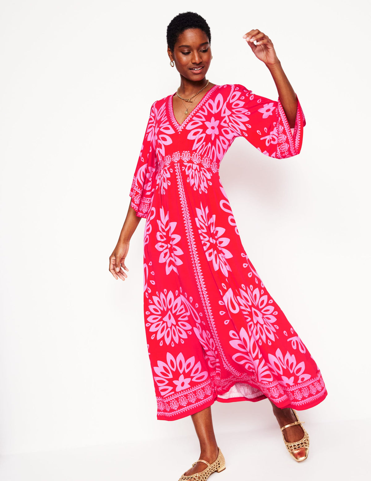 Maya Jersey-Maxikleid im Kimono-Stil-Erdbeerrot, Palmenblätter - Image 4