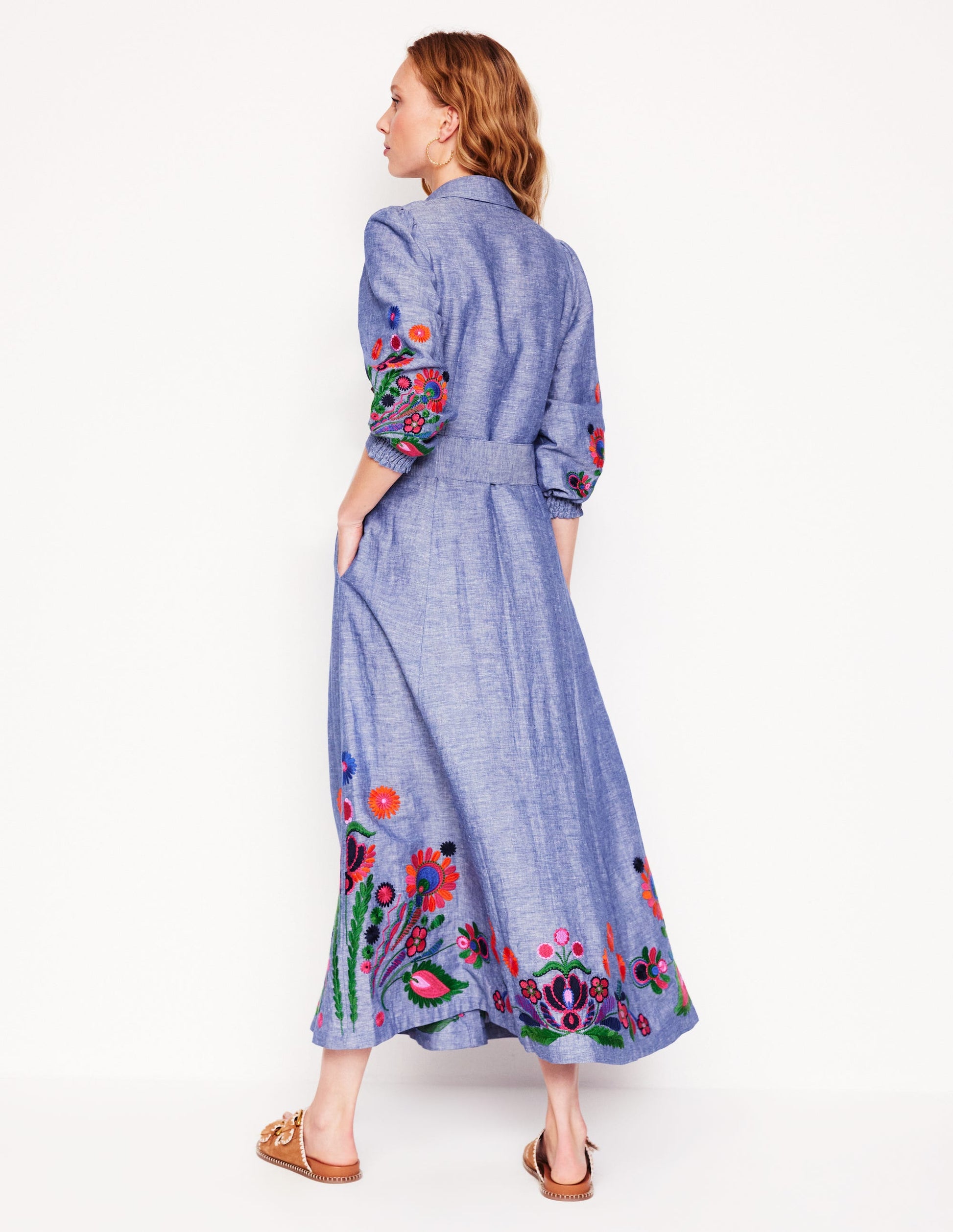 Robe-chemise Clara en lin mélangé-Chambray bleu, brodé-4