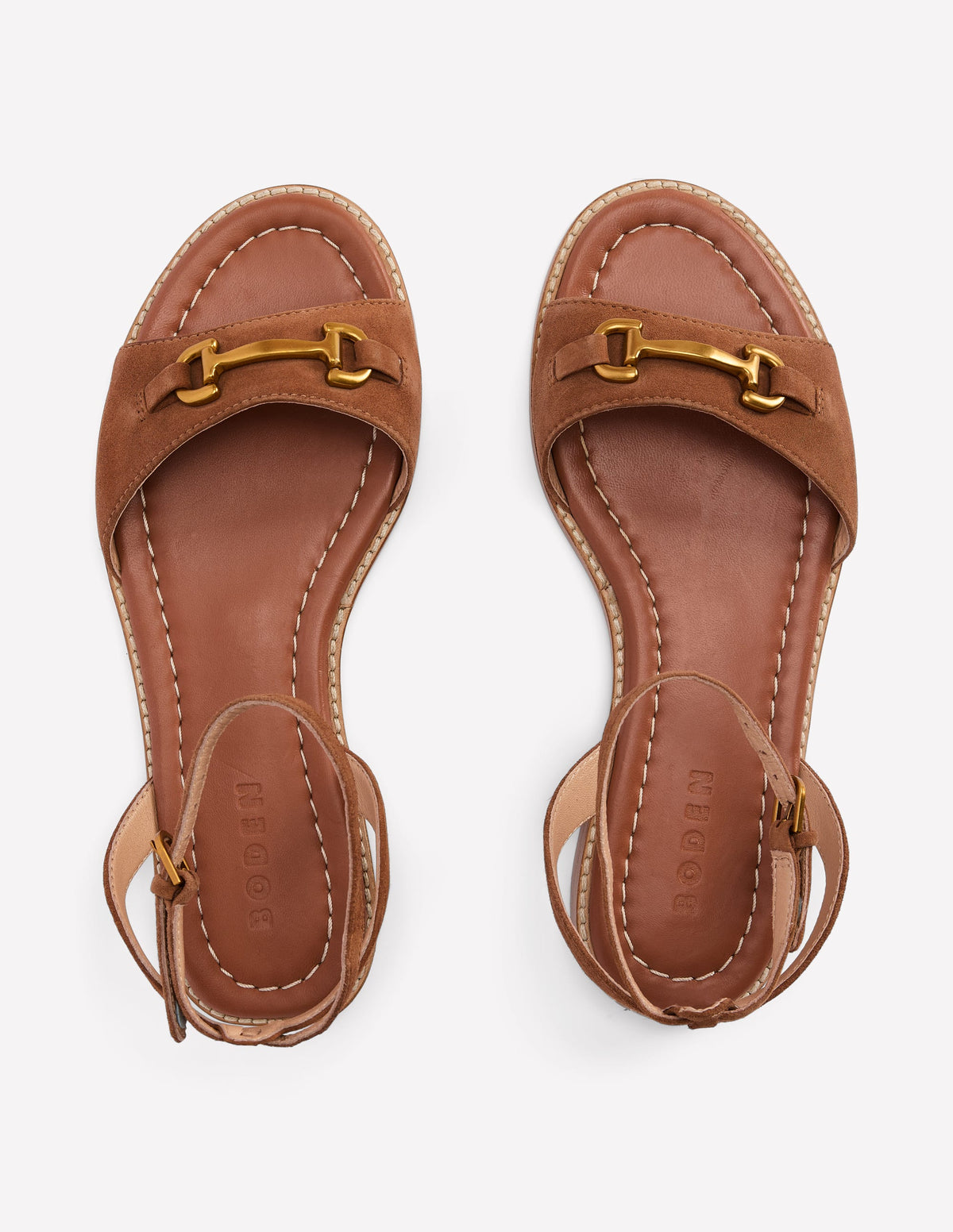Iris Flache Sandalen mit Trensendetail-Ingwer-5