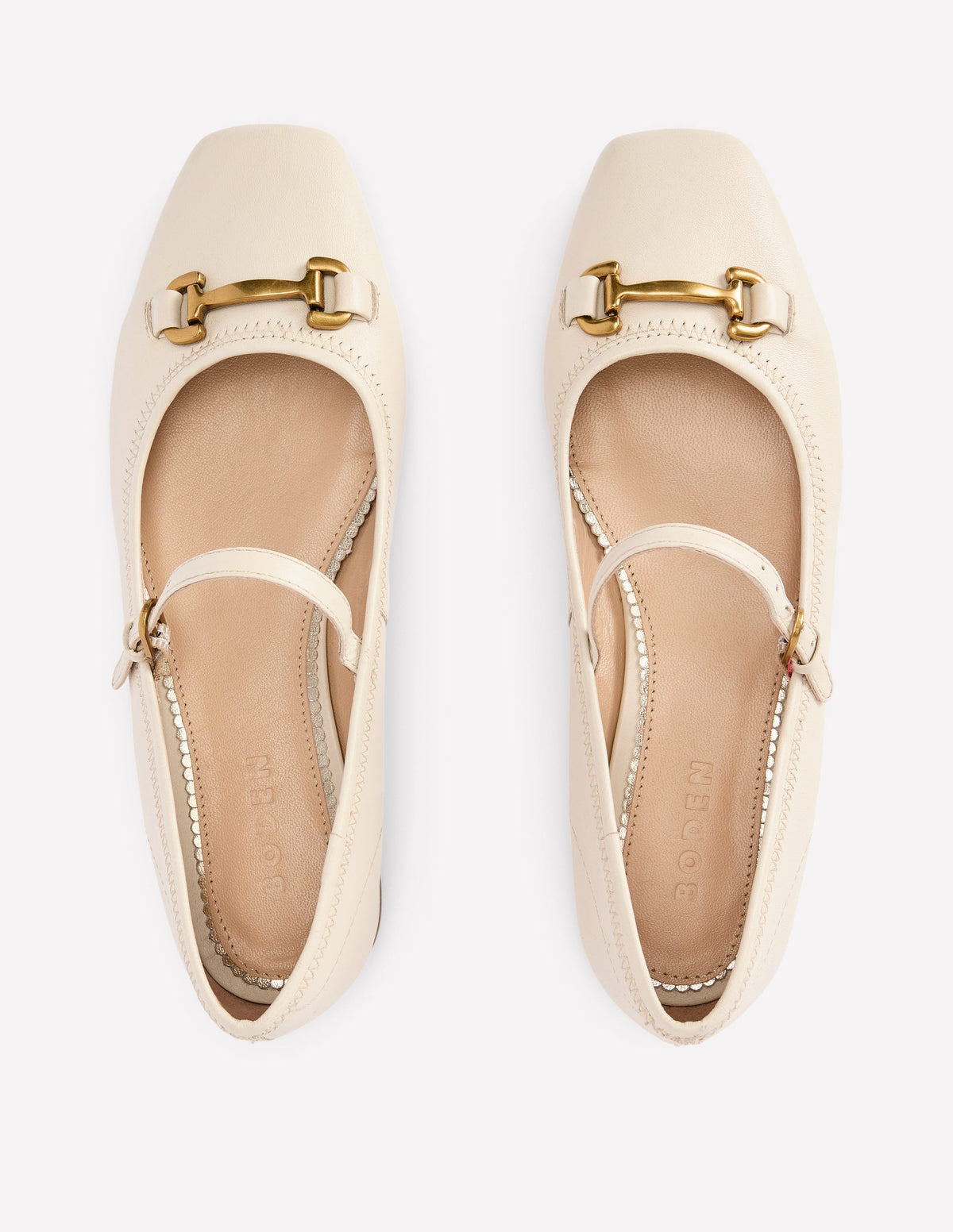 Flache Mary Janes mit Trensendetail-Ekru - Image 4