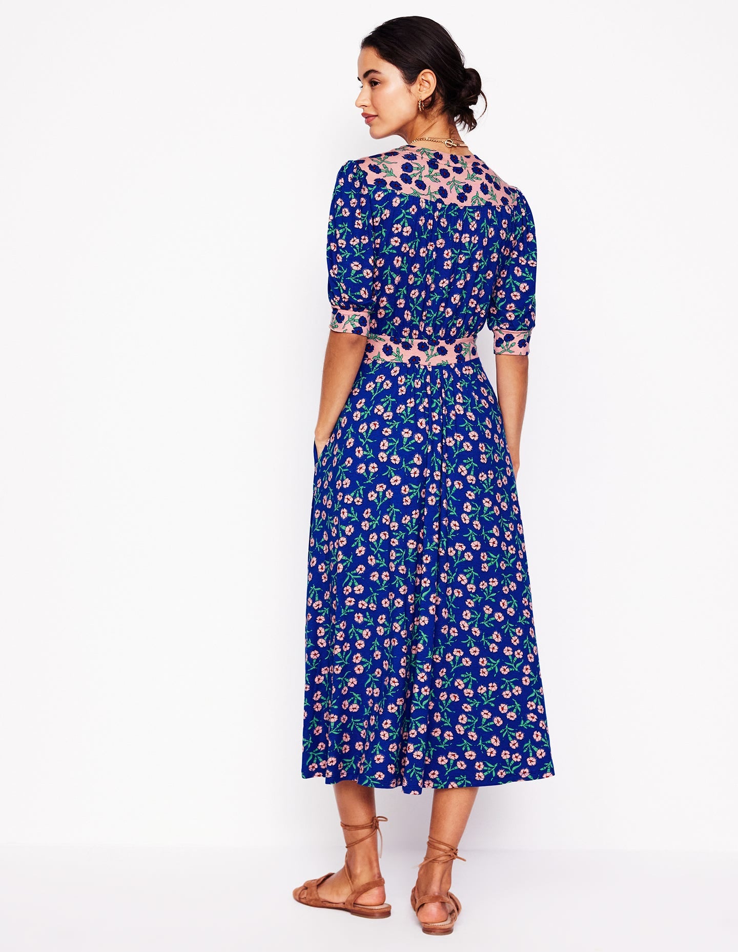 Lily Midi-Teekleid aus Jersey-Leuchtendes Blau, Nelkenzweig - Image 3