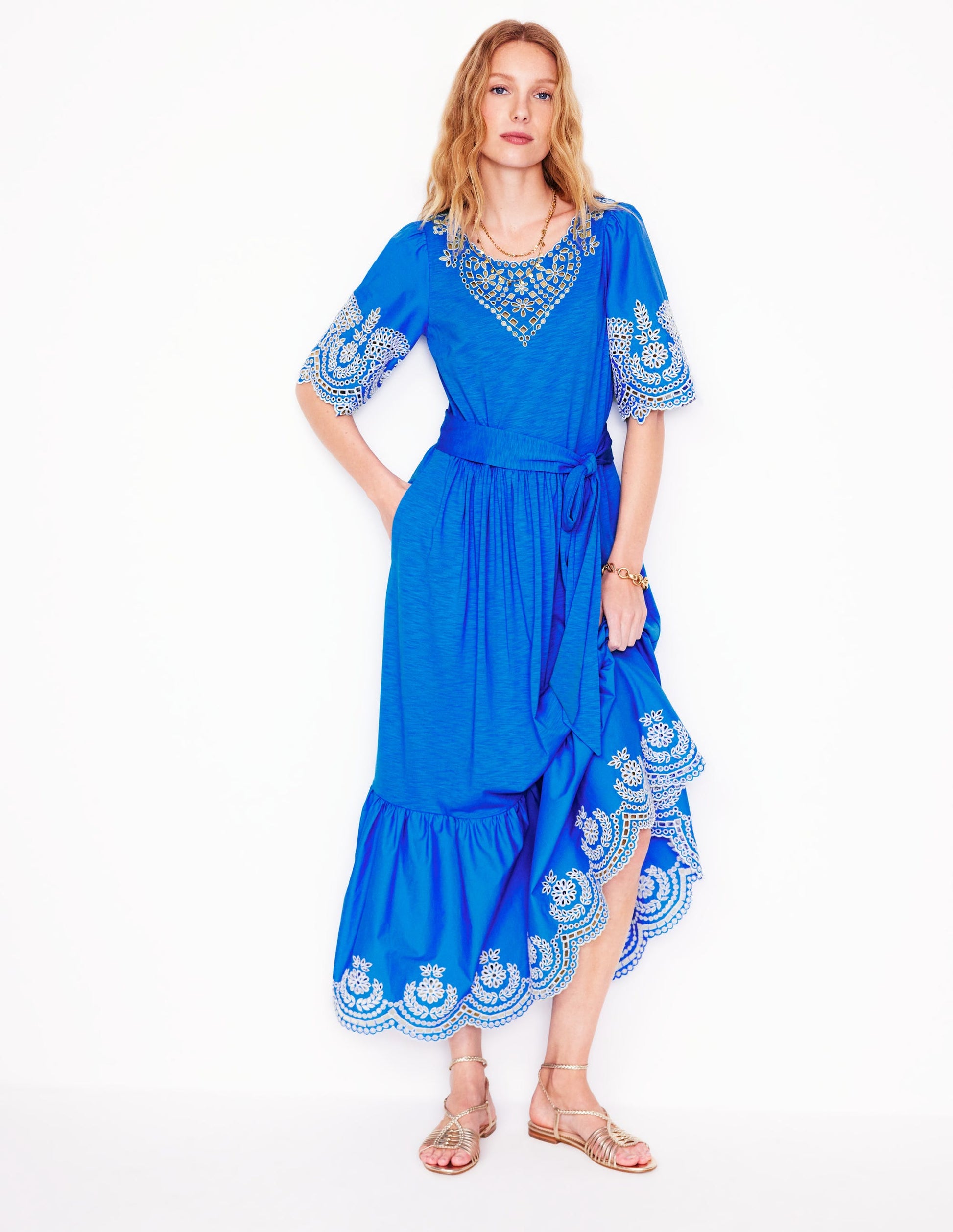Isabel Maxikleid mit Lochstickerei-Mix-Himmelblau-5