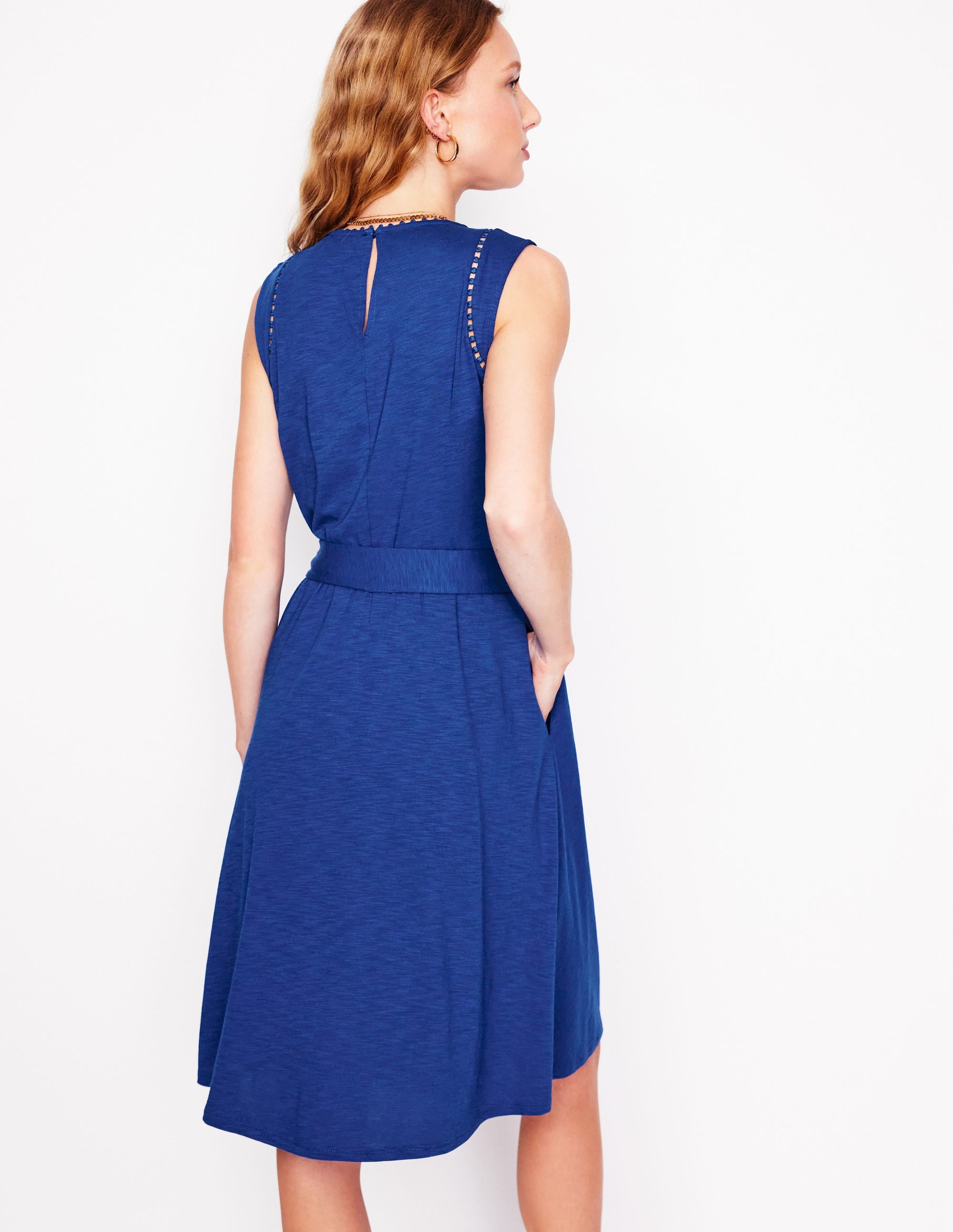 Mila Kurzes Jerseykleid mit Besatz-Black - Image 3