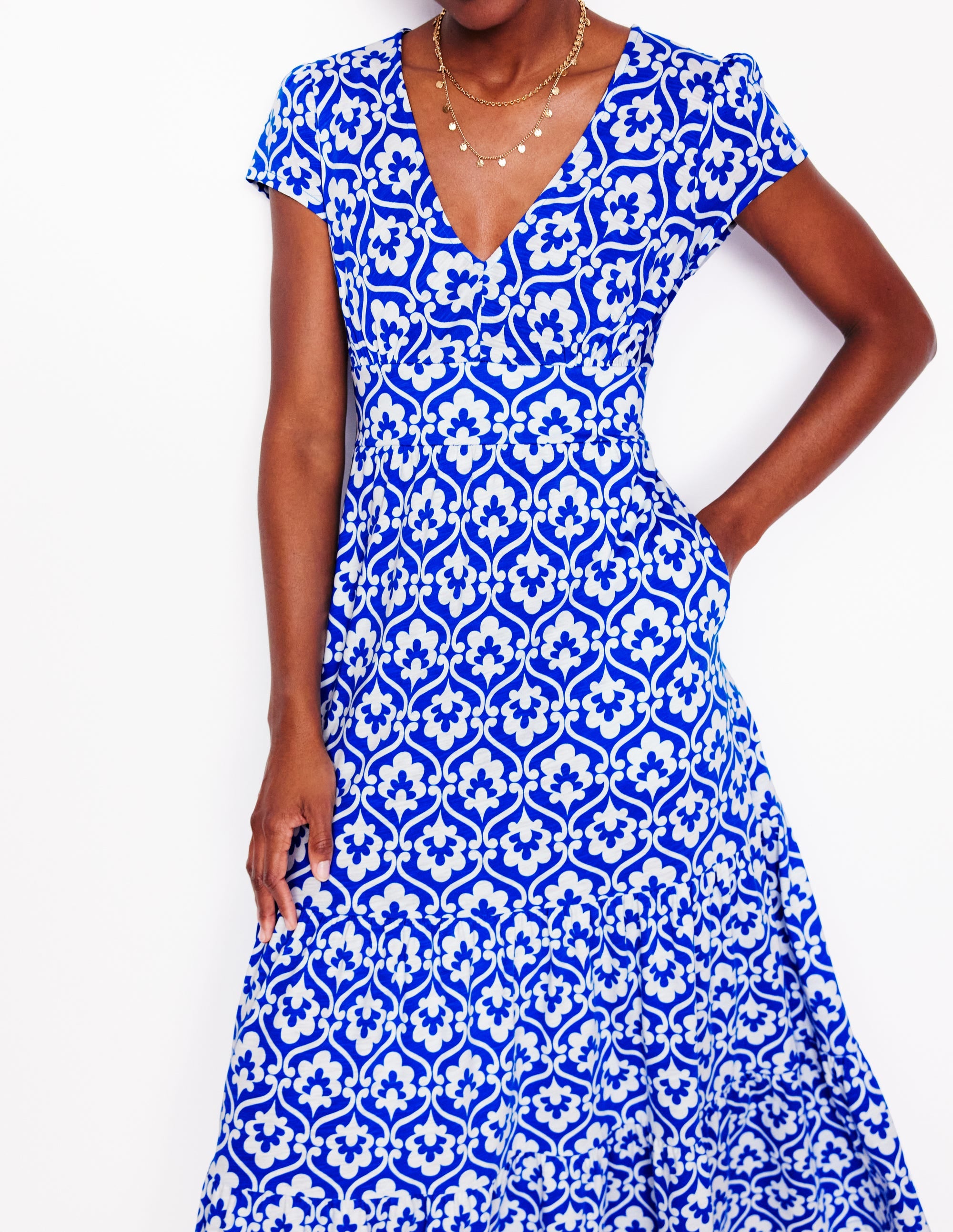 Eloise Gestuftes Jerseykleid-Galerie-Blau, Efeu-Spalier - Image 3