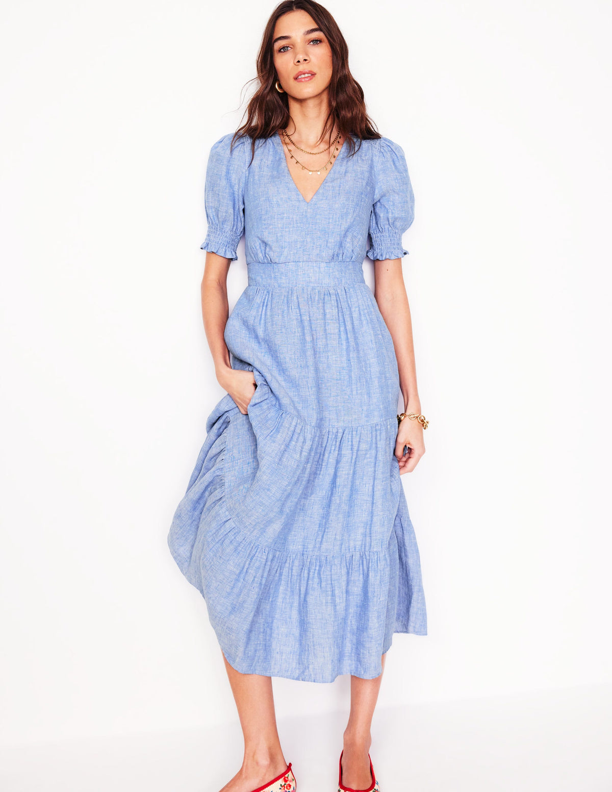 Anna Gestuftes Midikleid aus Leinen-Sommerblau Chambray-1