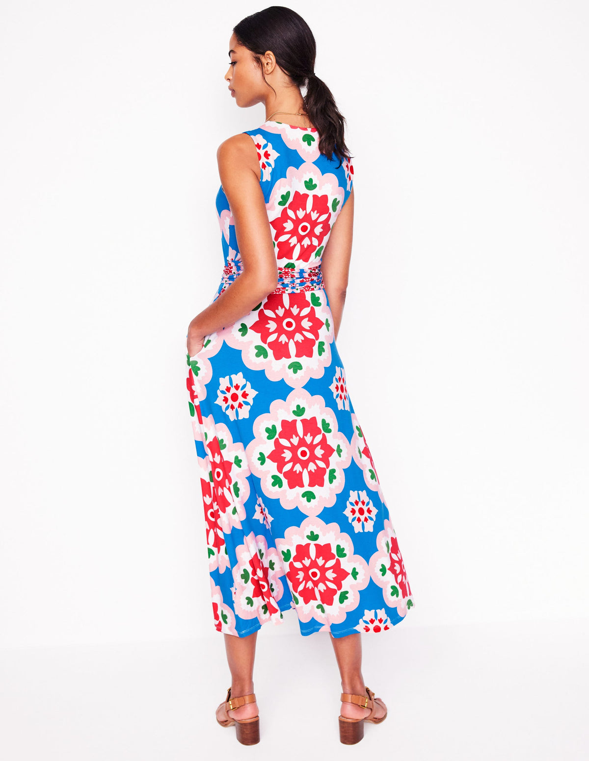 Trapezkleid mit befestigtem Bindegürtel-Himmelblau, Geometrische Blüten - Image 4