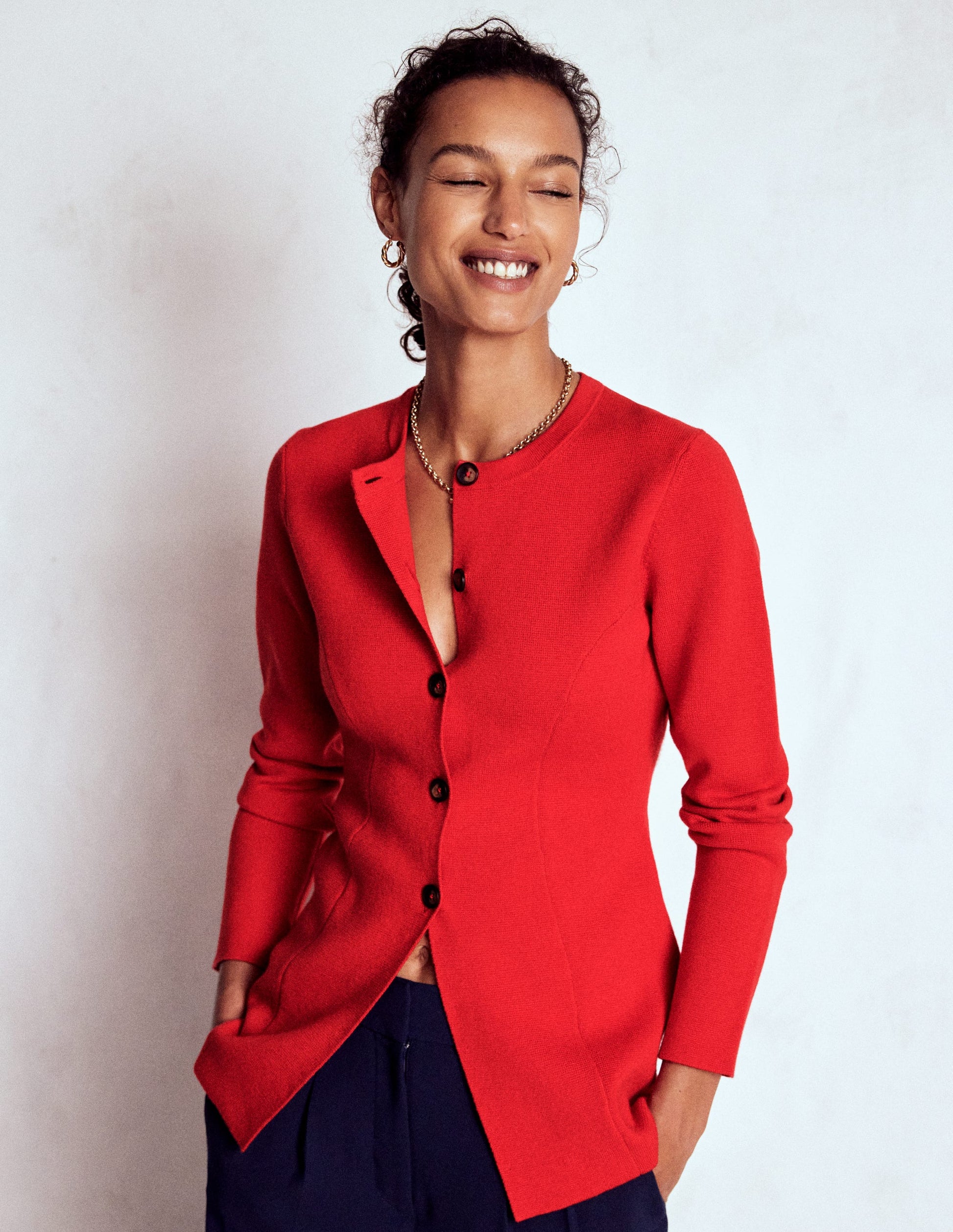 Joanna Taillierte Strickjacke-Mohnblumenrot-4