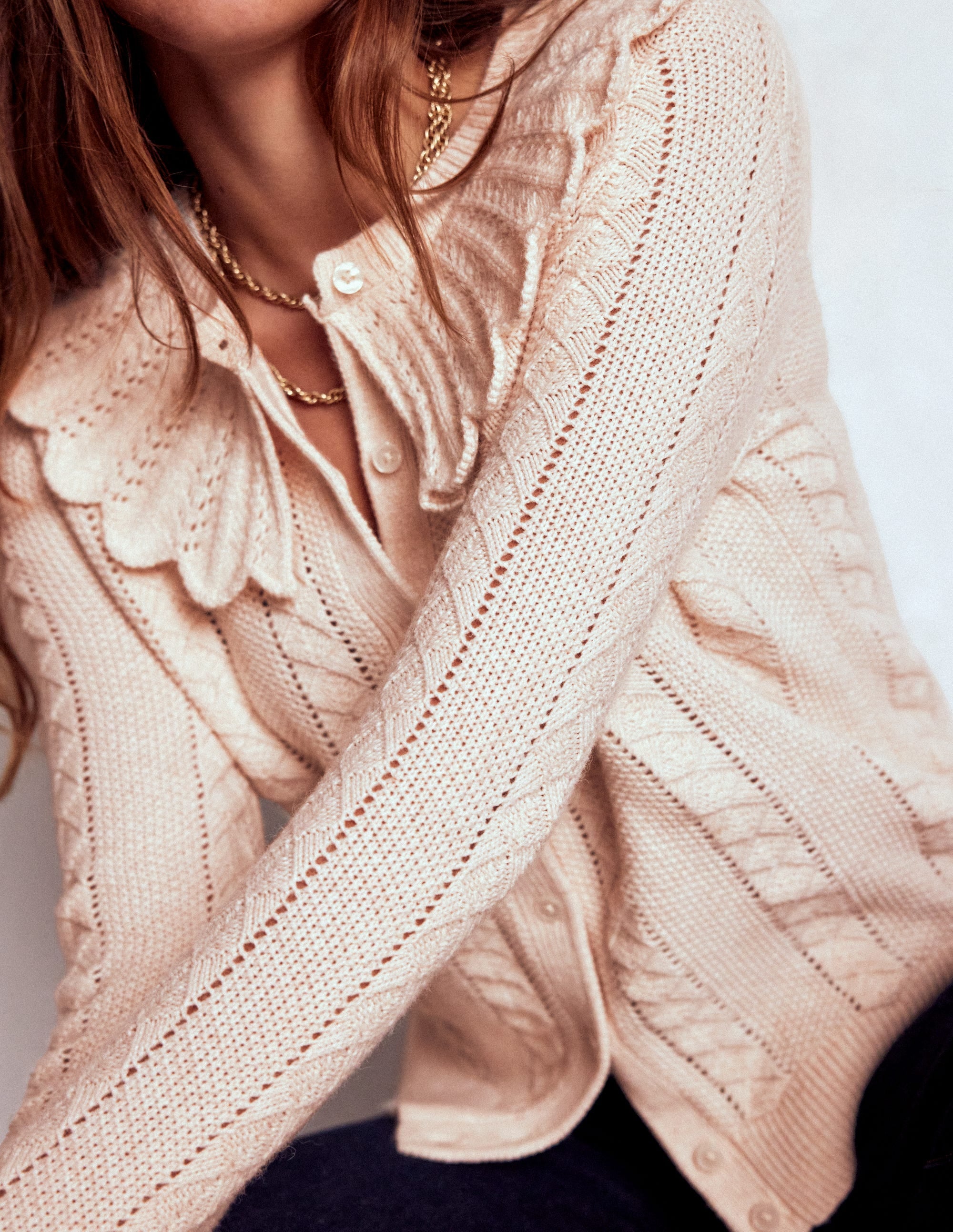 Strickjacke mit Muschelsaum am Kragen-Warmes Naturweiß Meliert - Image 2