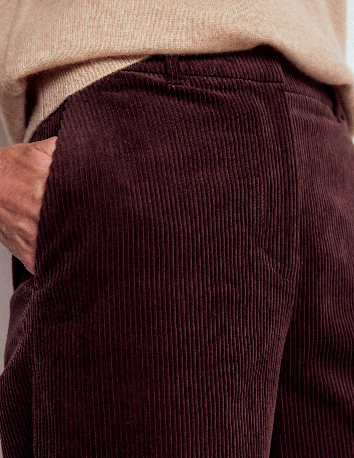 Belgravia Hose aus Jumbo-Cord-Tiefes Aubergine-5