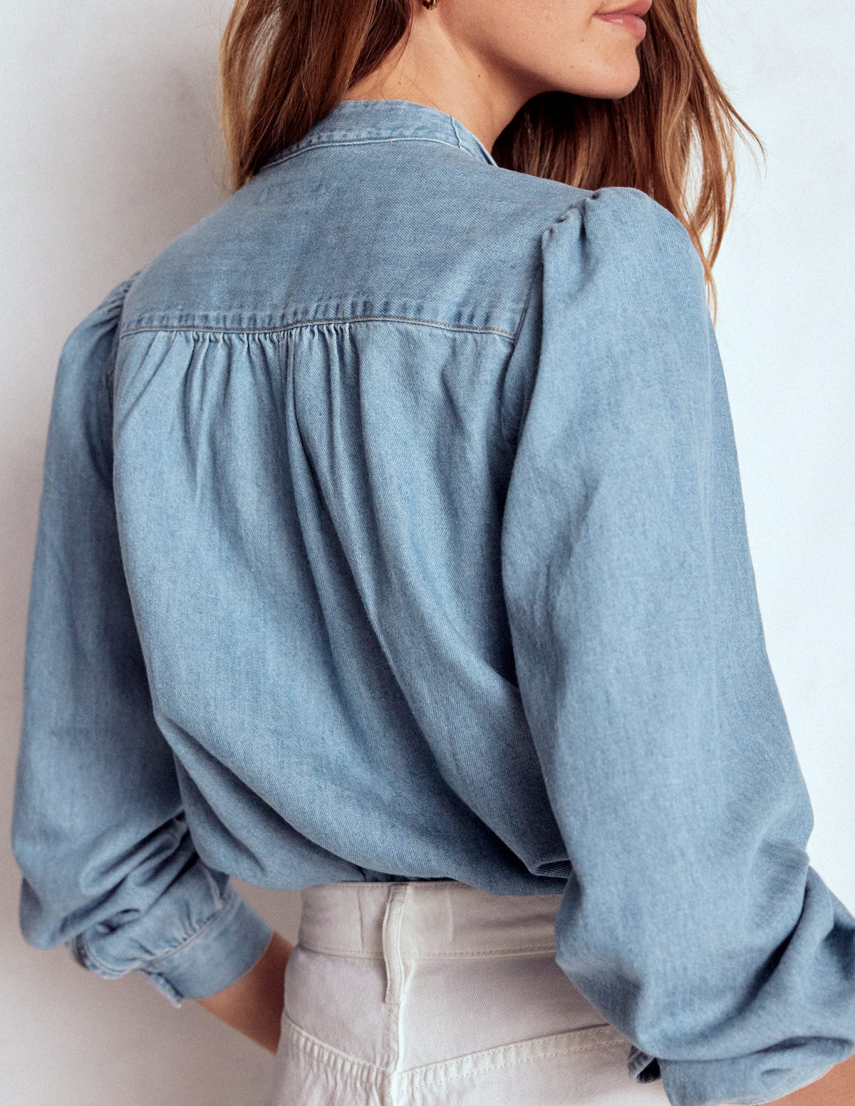 Schluppenbluse aus Denim-Hell Authentisch-3
